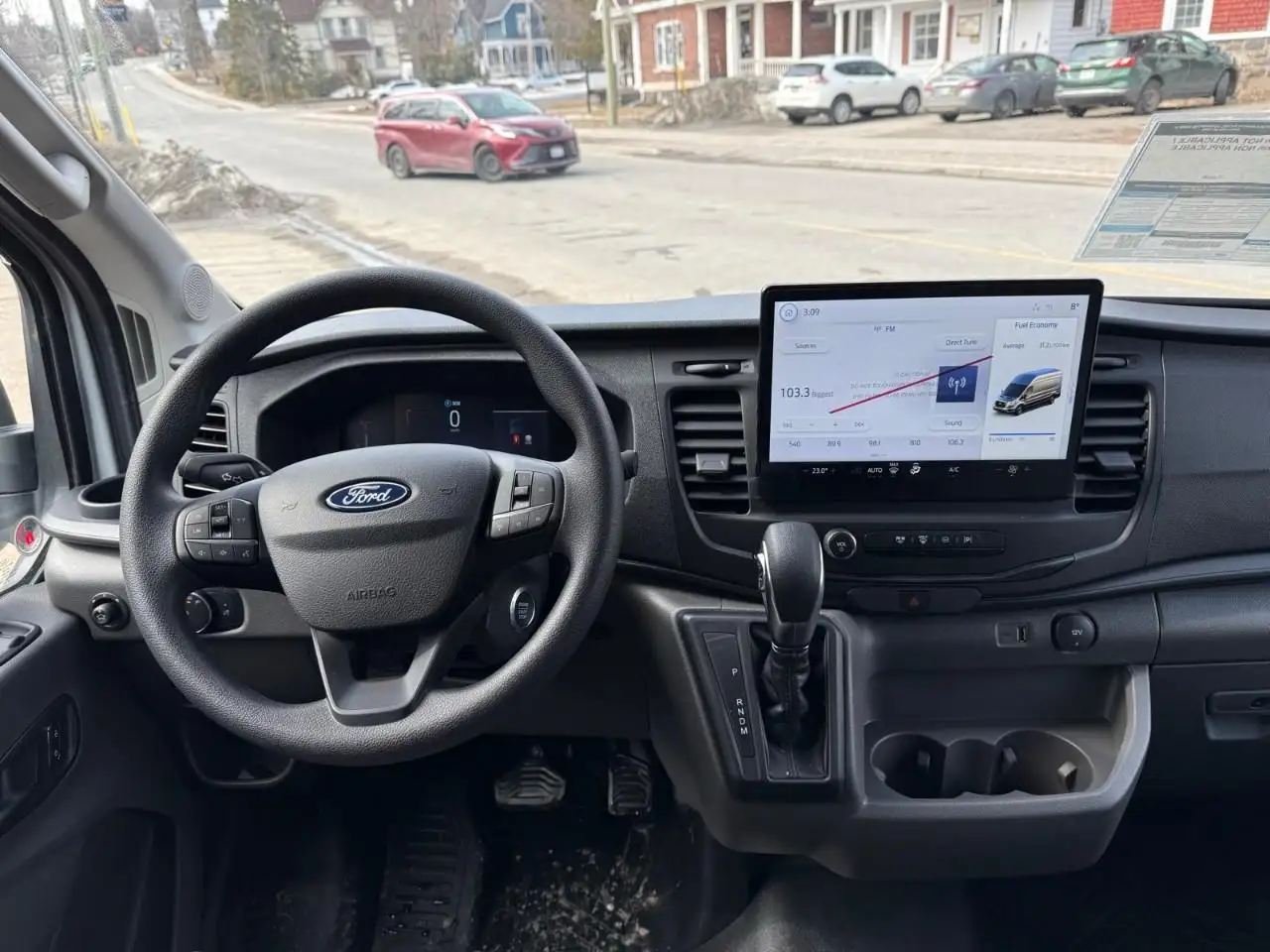 Ford Transit Cargo Van снимка Ford Transit Cargo Van