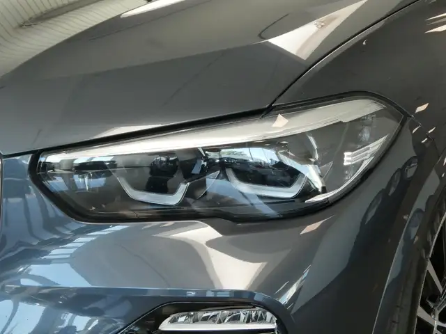 BMW X5 xDrive30d Ansicht 3