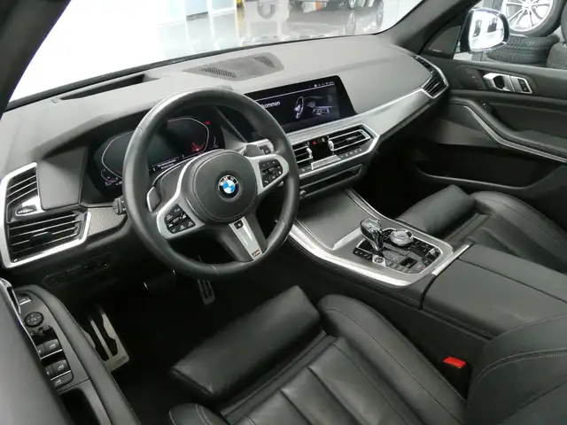 BMW X5 xDrive30d Ansicht 9