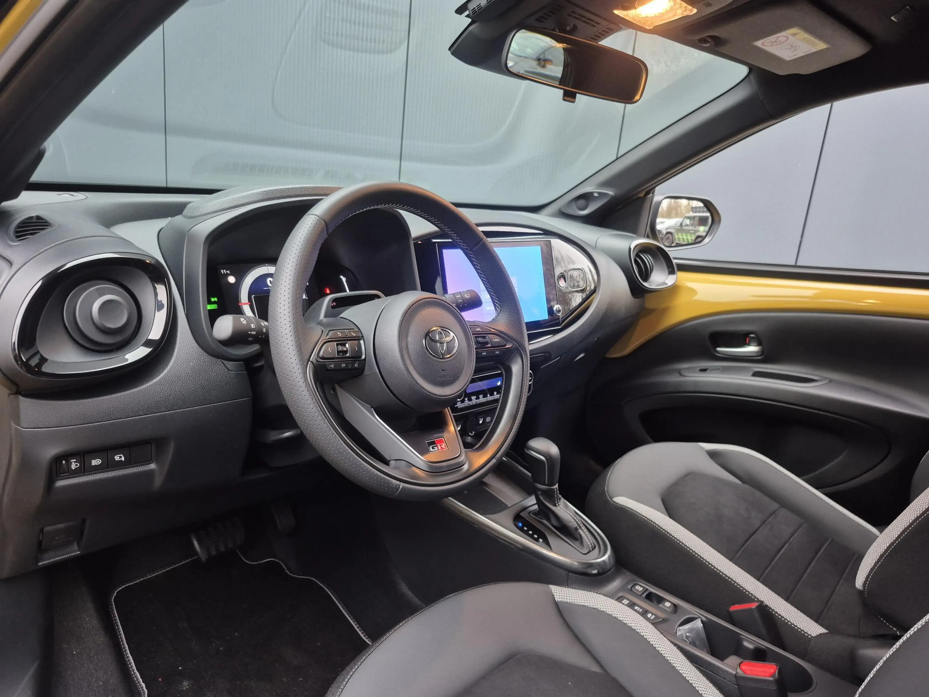 Toyota Aygo X Hybrid 115 GR Sport | Nieuw op voorraad | — photo 8
