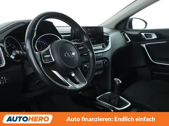 Kia Ceed view 11