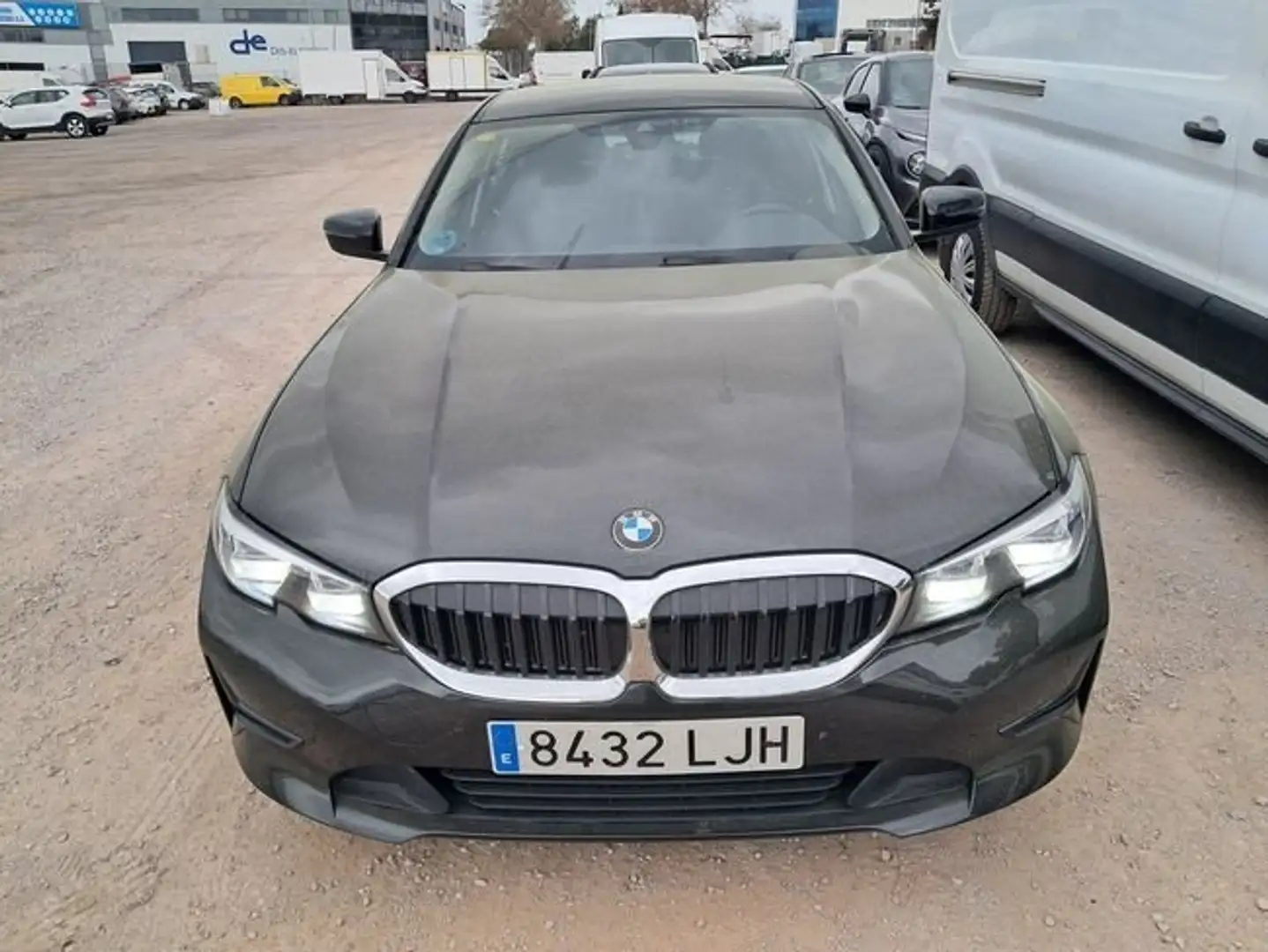 BMW 318 318dA Negro - 2
