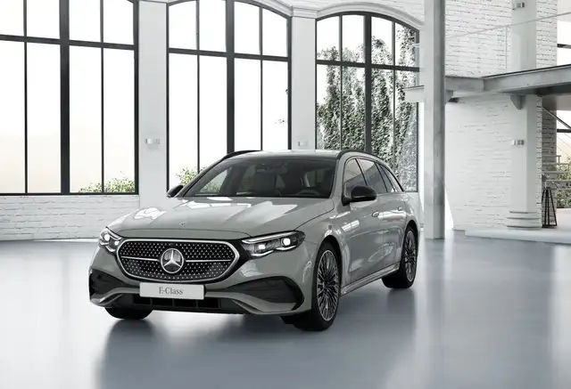 Mercedes-Benz E 300 de 4MATIC T-Modell mit EQ Hybrid Technologie Ansicht 5