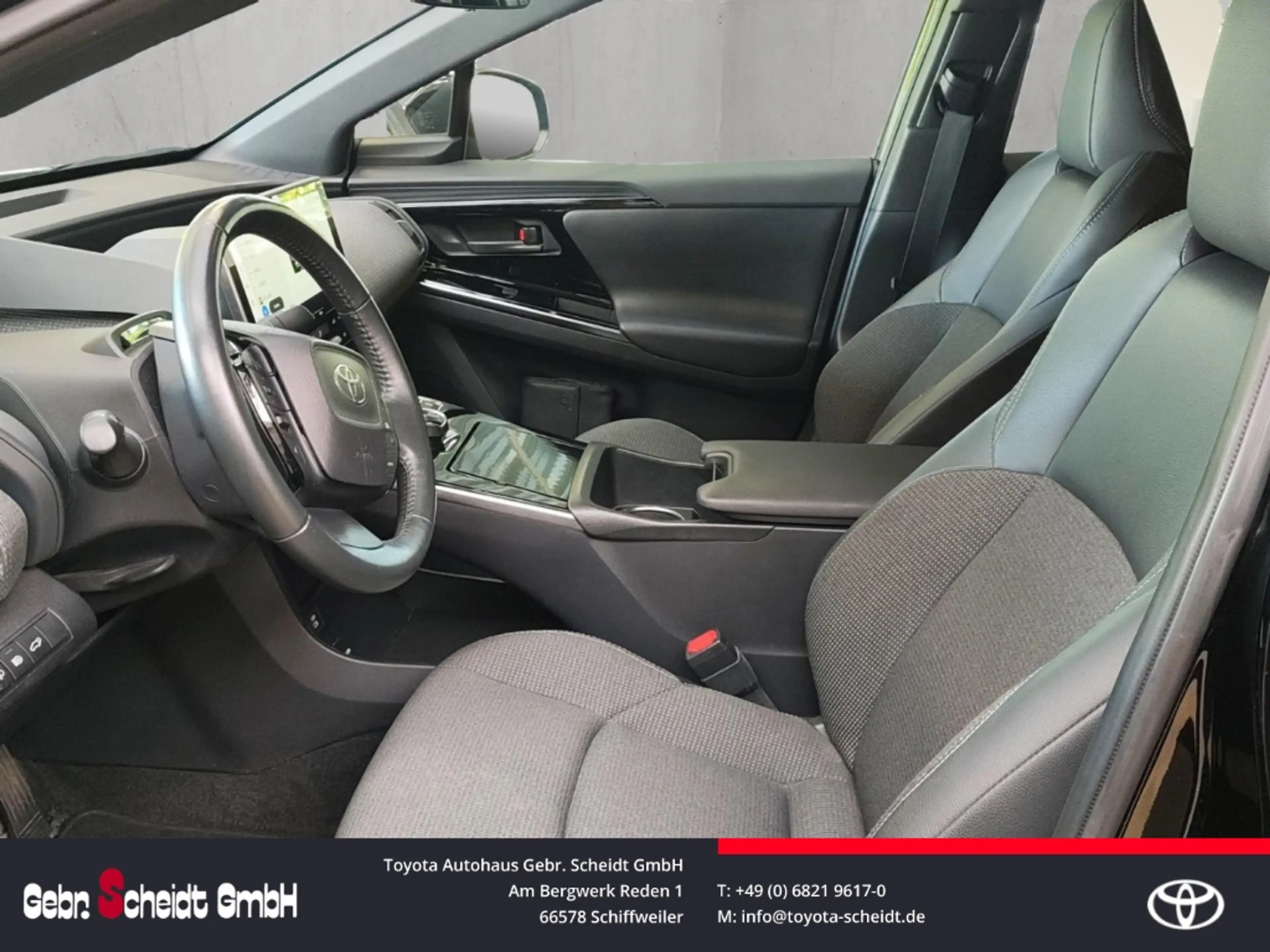 Toyota bZ4X LEDScheinwerfer Rückfahrkamera AppleCarPlay Androi — photo 13
