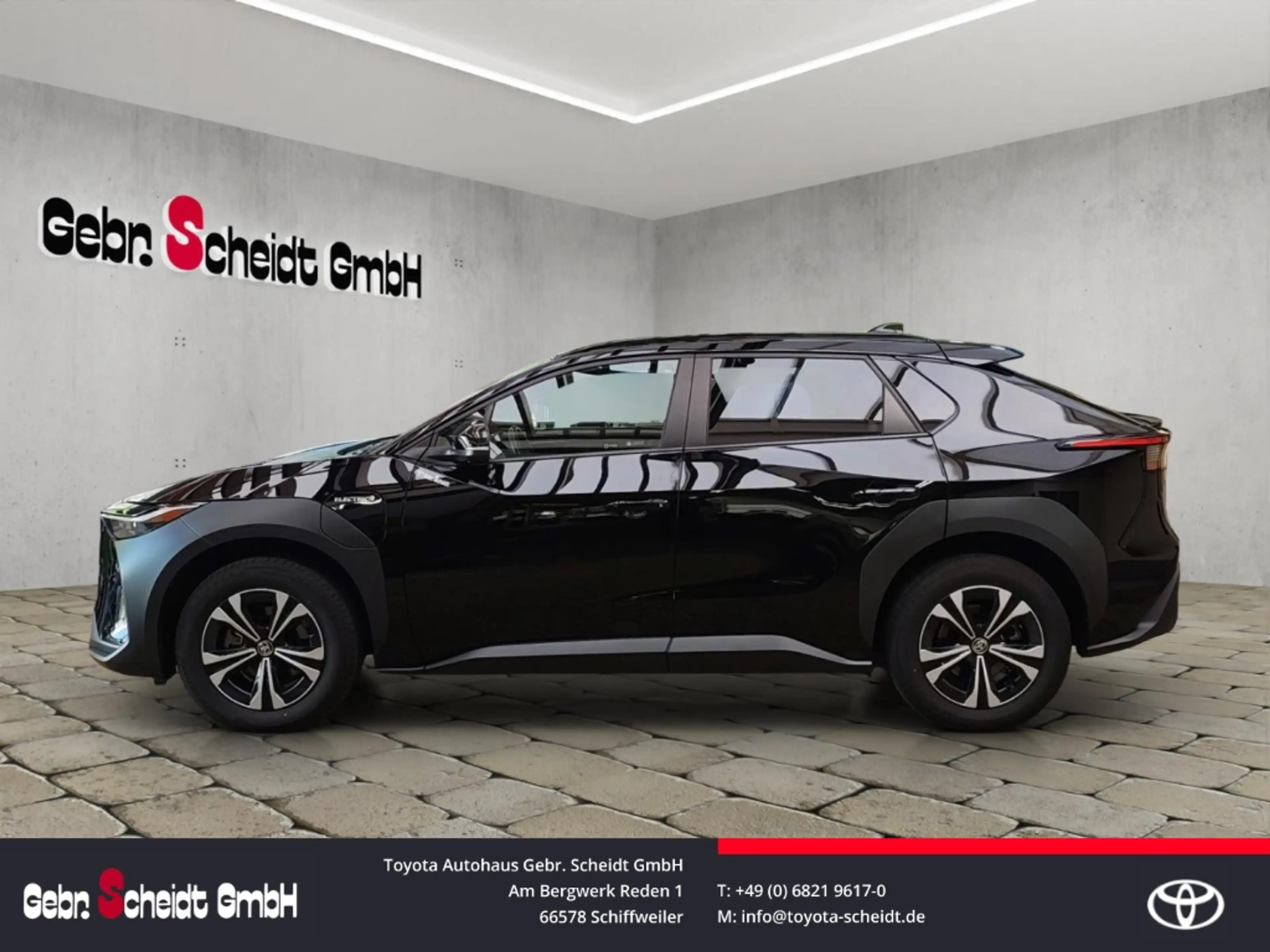 Toyota bZ4X LEDScheinwerfer Rückfahrkamera AppleCarPlay Androi — photo 2