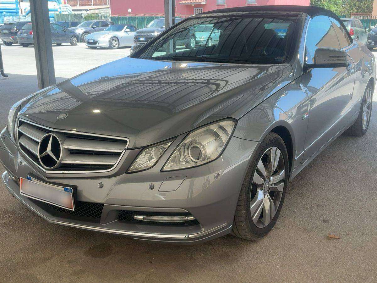 Mercedes-Benz E 220