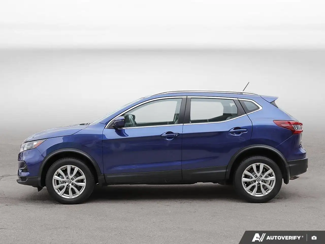 Nissan Qashqai снимка Nissan Qashqai