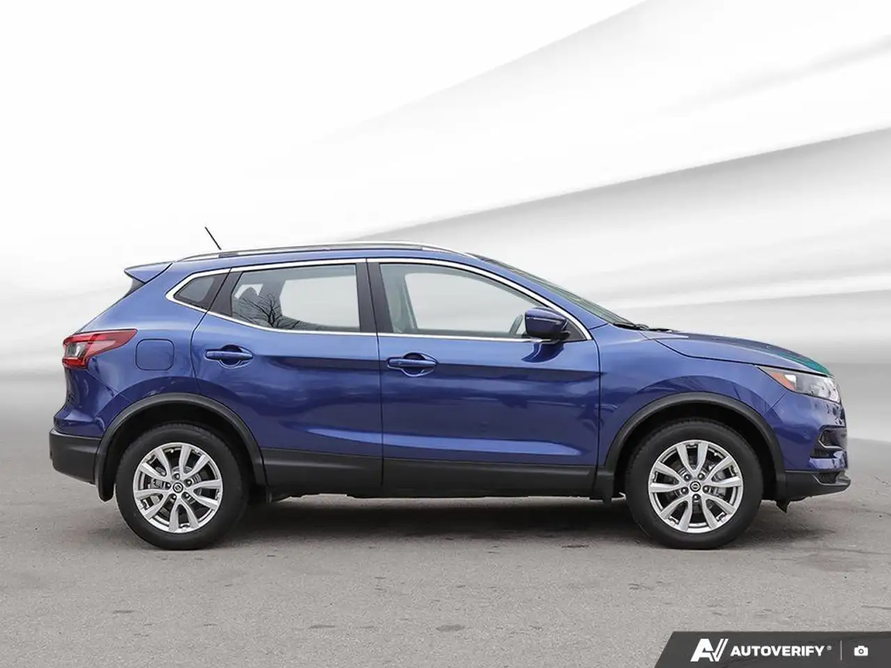 Nissan Qashqai снимка Nissan Qashqai