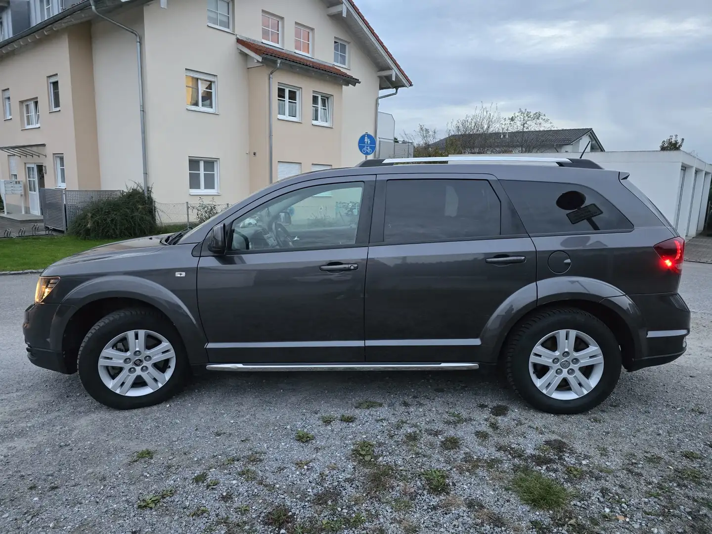 Fiat Freemont Cross & Black Code AWD - Sondermodell - 2