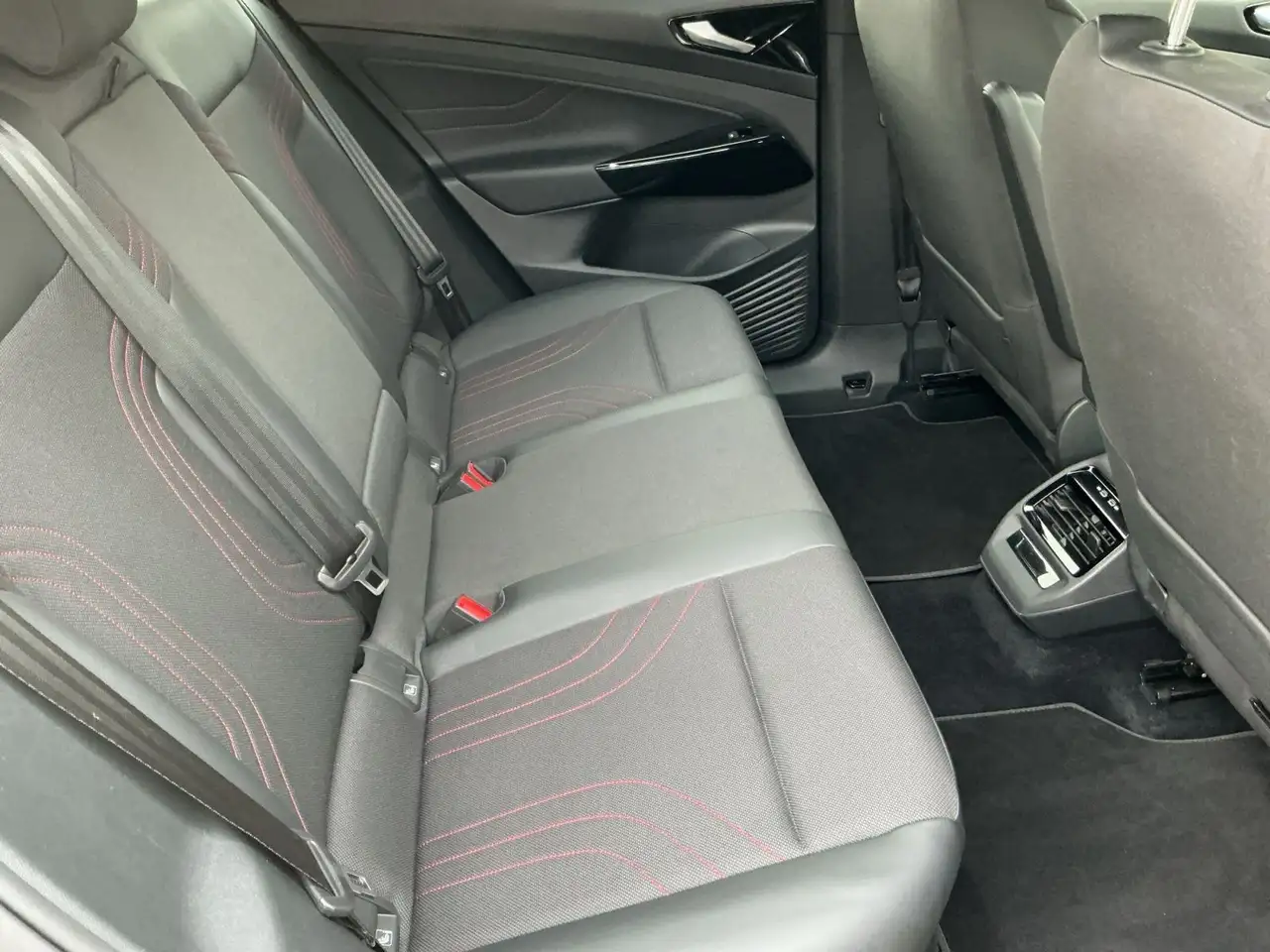 Volkswagen ID.4 GTX 220kW MATRIX+NAVI+APP+ACC+SHZ+AHK+360°, миниатюра 16