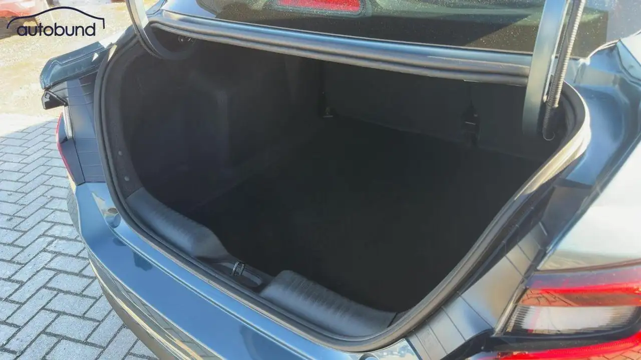 Fiat Tipo 1,6 Multijet AHK KA LED NBA PDC RFK SHA 8
