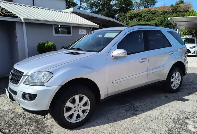 Mercedes-Benz ML 350 Benzina Automatico