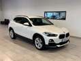 BMW X2 20i Autom.*KEYl*Navi+*ParkA*HUD*DrivA*HiFi* Weiß - thumbnail 1