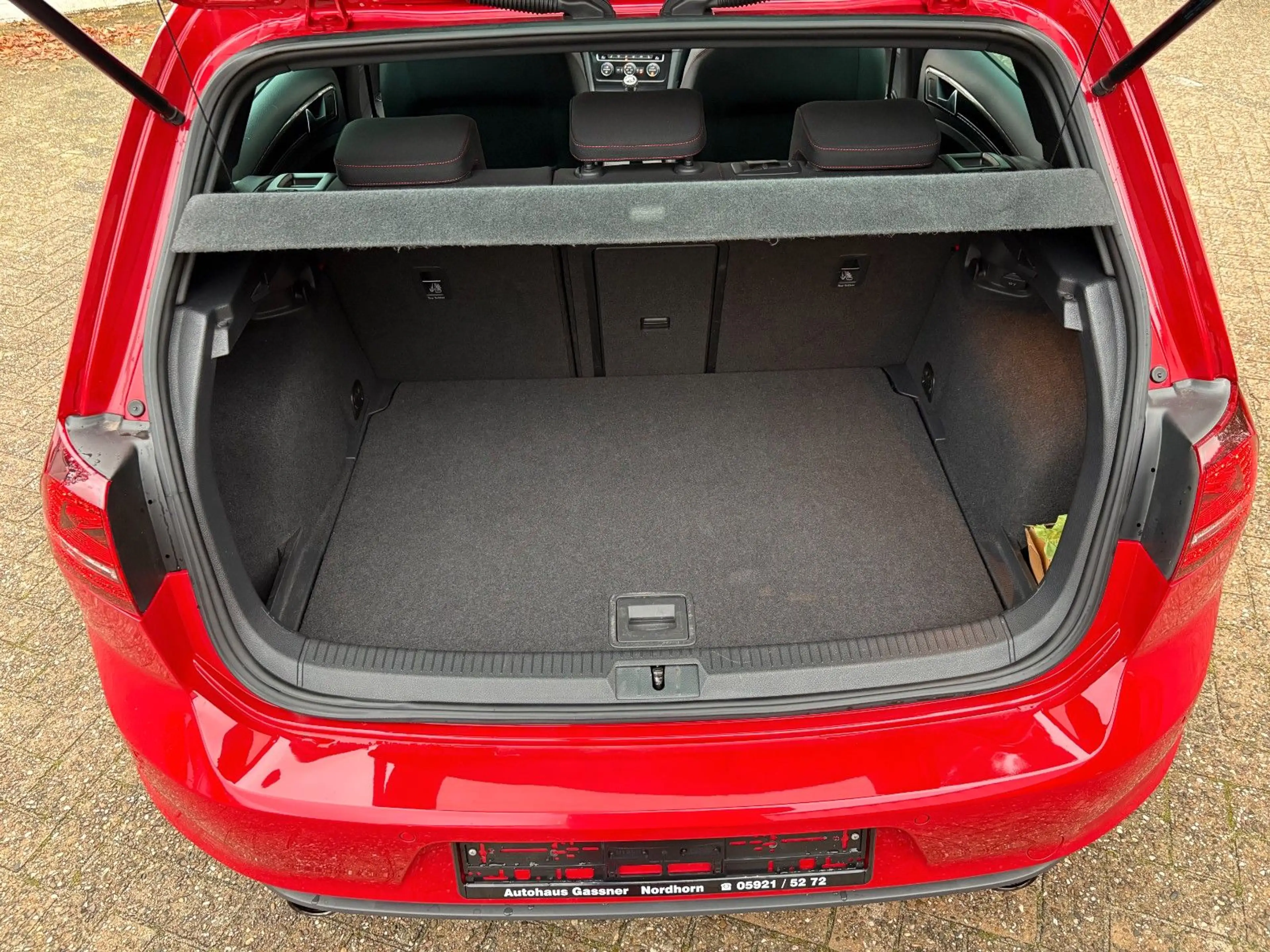 Volkswagen Golf VII Lim. GTI nur 52Tkm aus 1.Hand HU&AU NEU — photo 12