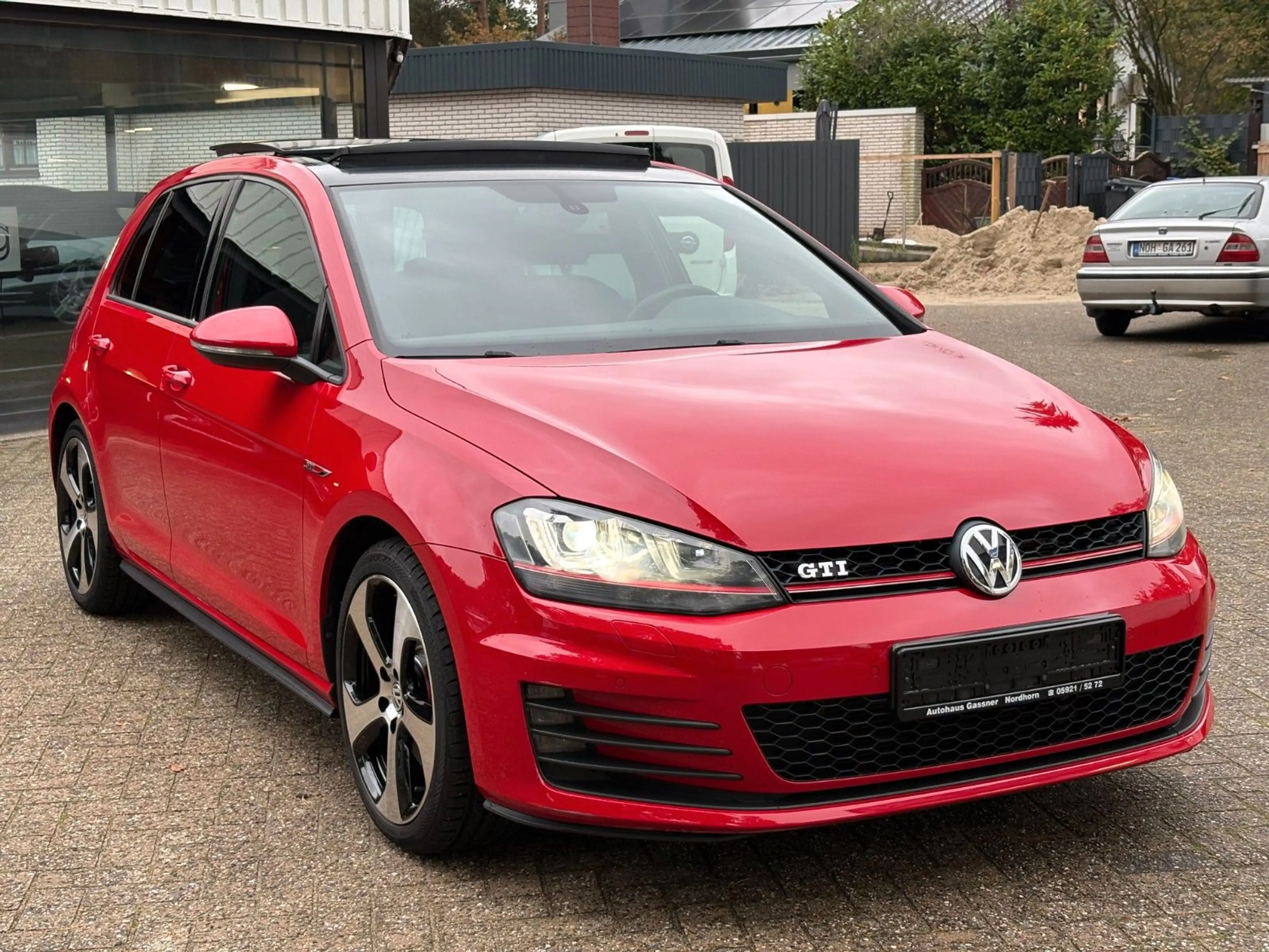 Volkswagen Golf VII Lim. GTI nur 52Tkm aus 1.Hand HU&AU NEU — photo 4