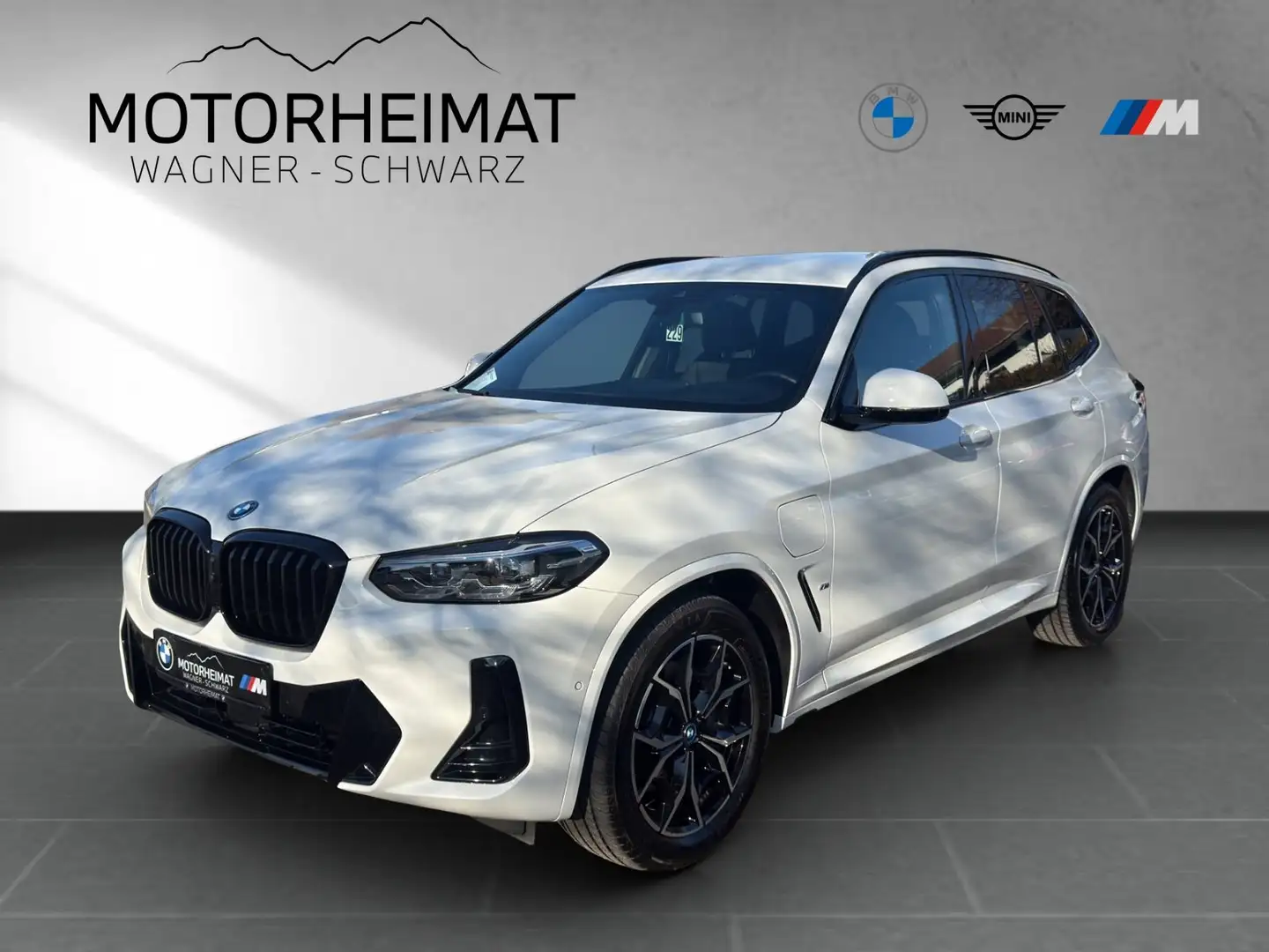 BMW X3 xDrive30e M Sport HUD 360° ACC AHK HiFi Weiß - 1