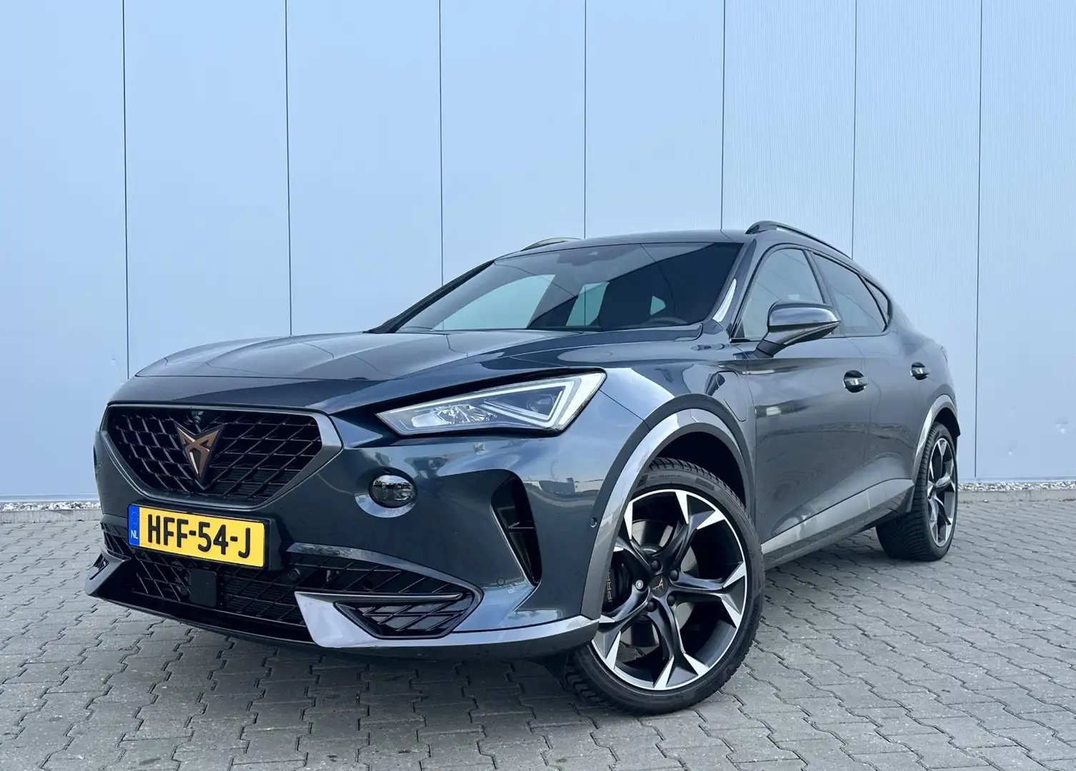 CUPRA Formentor 1.4 e-Hybrid VZ Performance 245PK 2024 Copper Grijs - 1