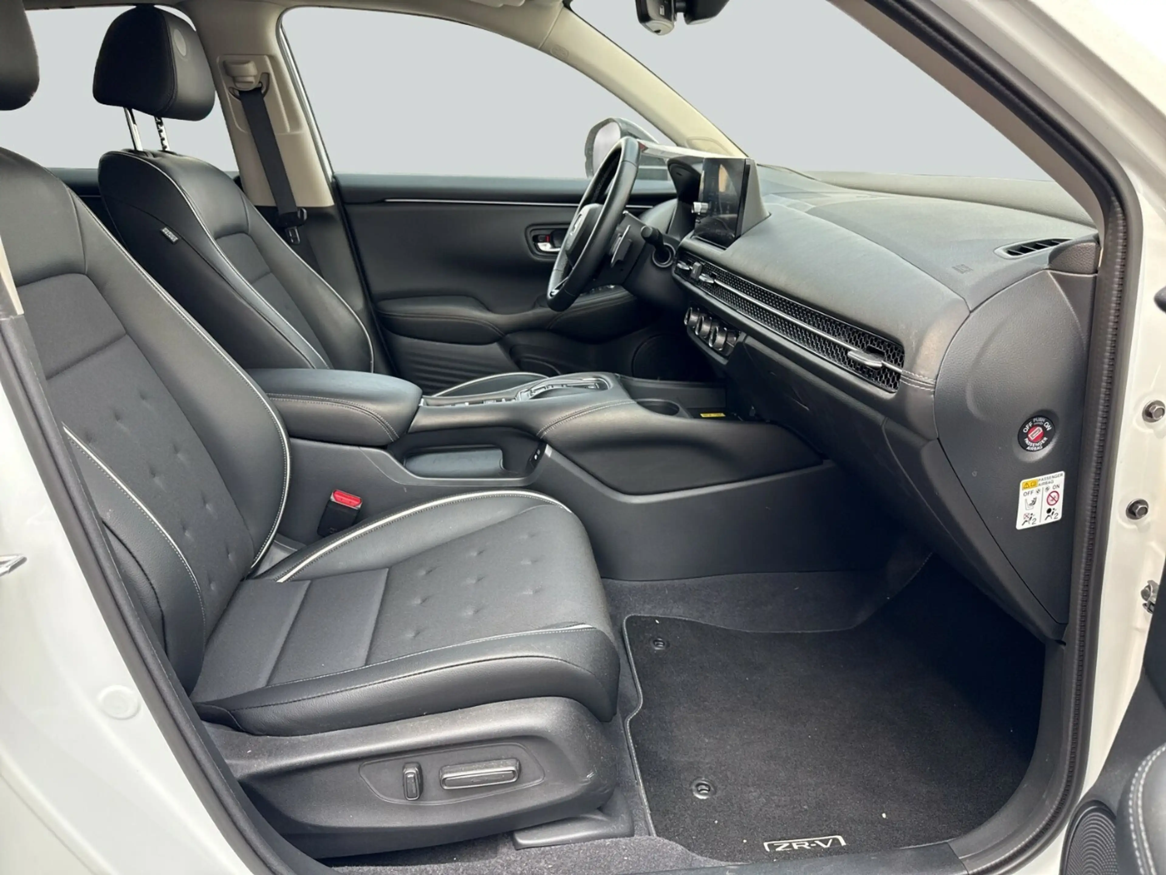 Honda ZR-V e:HEV Sport — photo 3