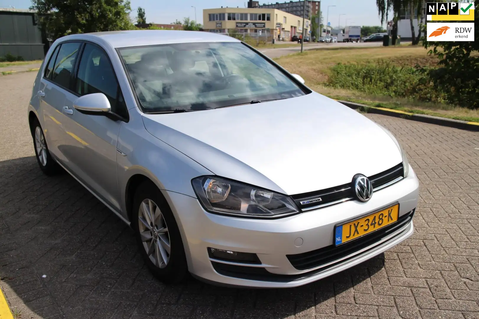 Volkswagen Golf 1.0 TSI Edition Grijs - 1
