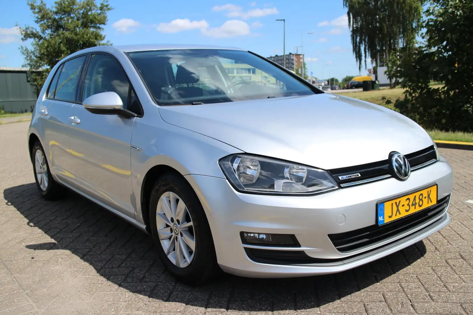 Volkswagen Golf 1.0 TSI Edition Szürke - 2