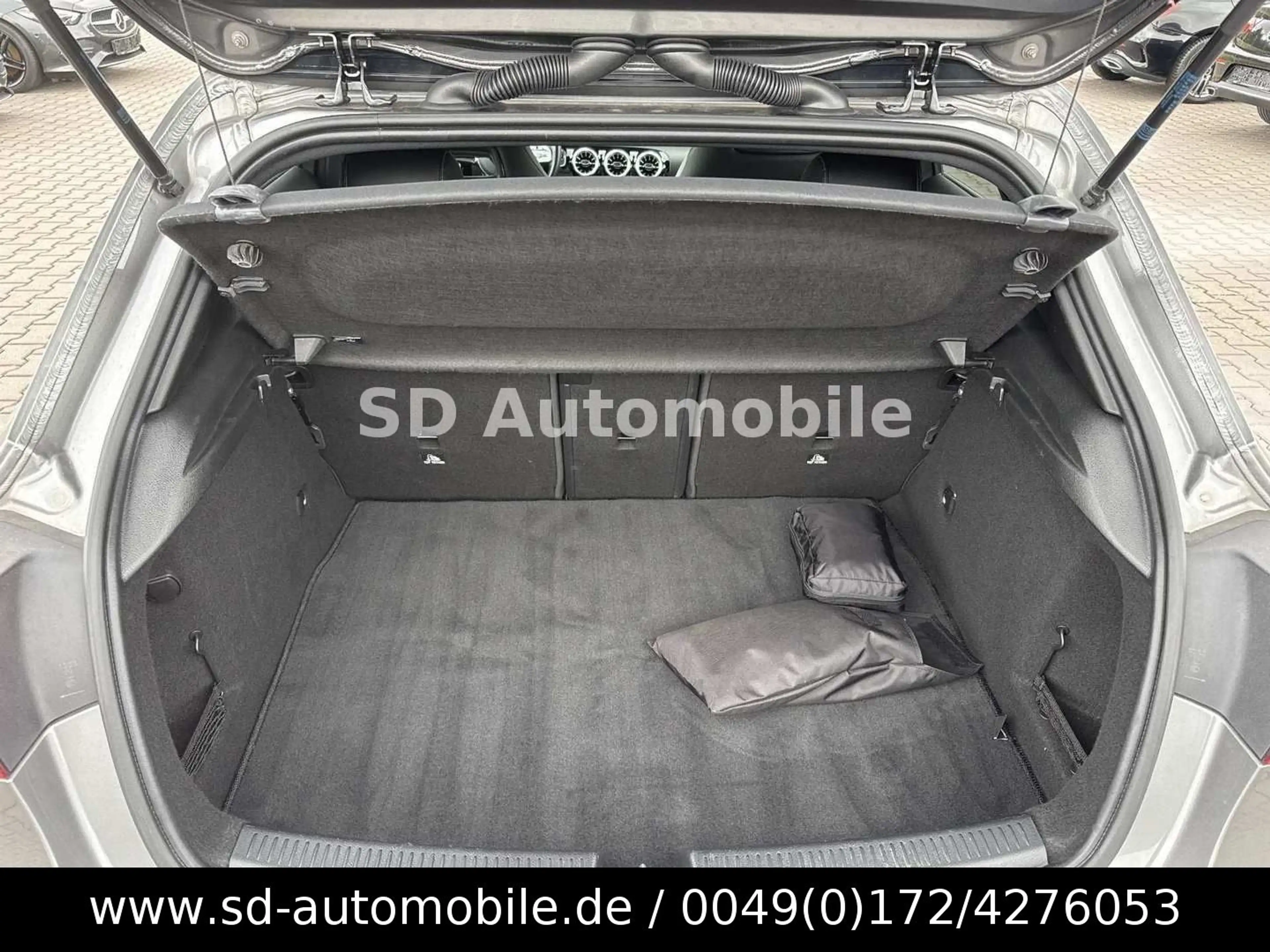 Mercedes-Benz A 220 d 4Matic AMG LINE#LEDER#MBUX#NIGHT#SOUND — photo 14