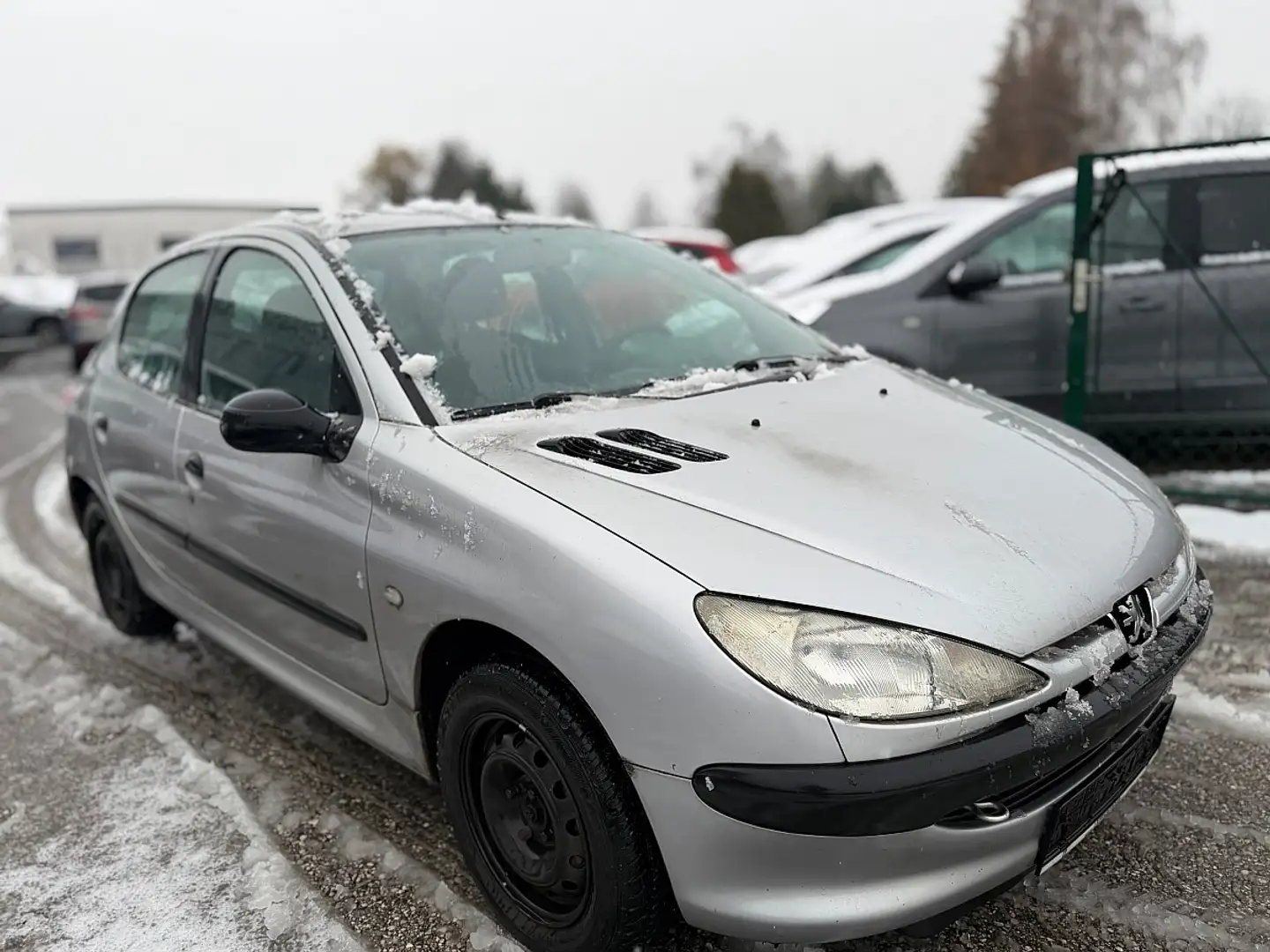 Peugeot 206 XT 1,4 Grau - 2