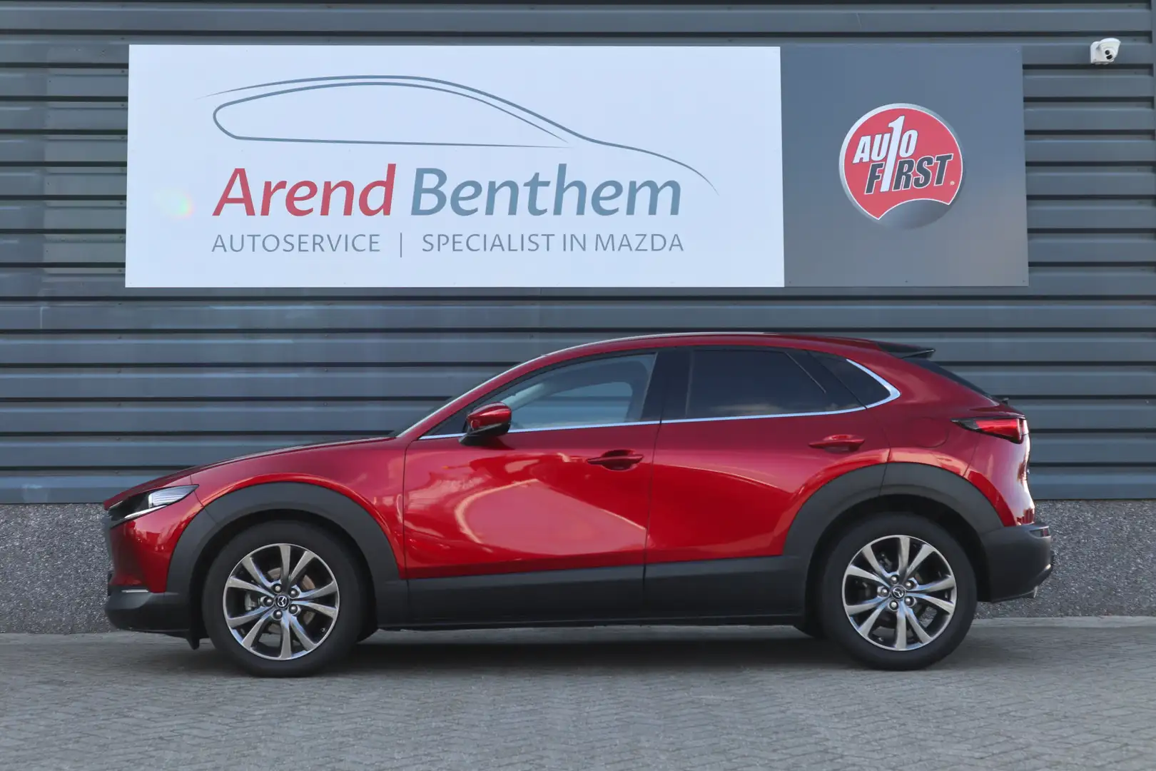 Mazda CX-30 2.0 e-SkyActiv-X M Hybrid Luxury - Trekhaak - 1ste Rood - 2