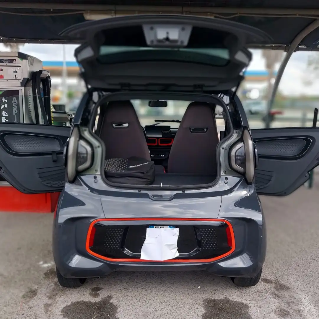 XEV Yoyo Sport Grigio - 2