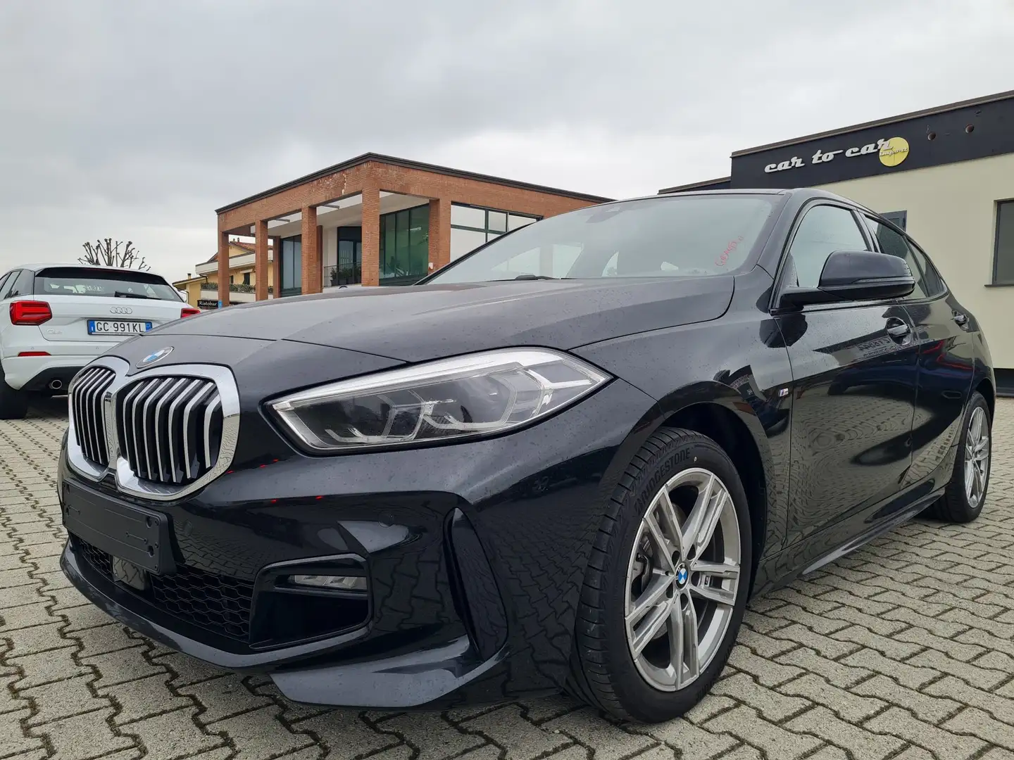 BMW 118 d Serie 1  F40 5p. M sport AUTOMATICO Nero - 1
