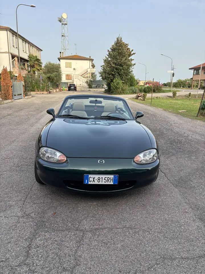 Mazda MX-5 1.6i 16v, foto 1