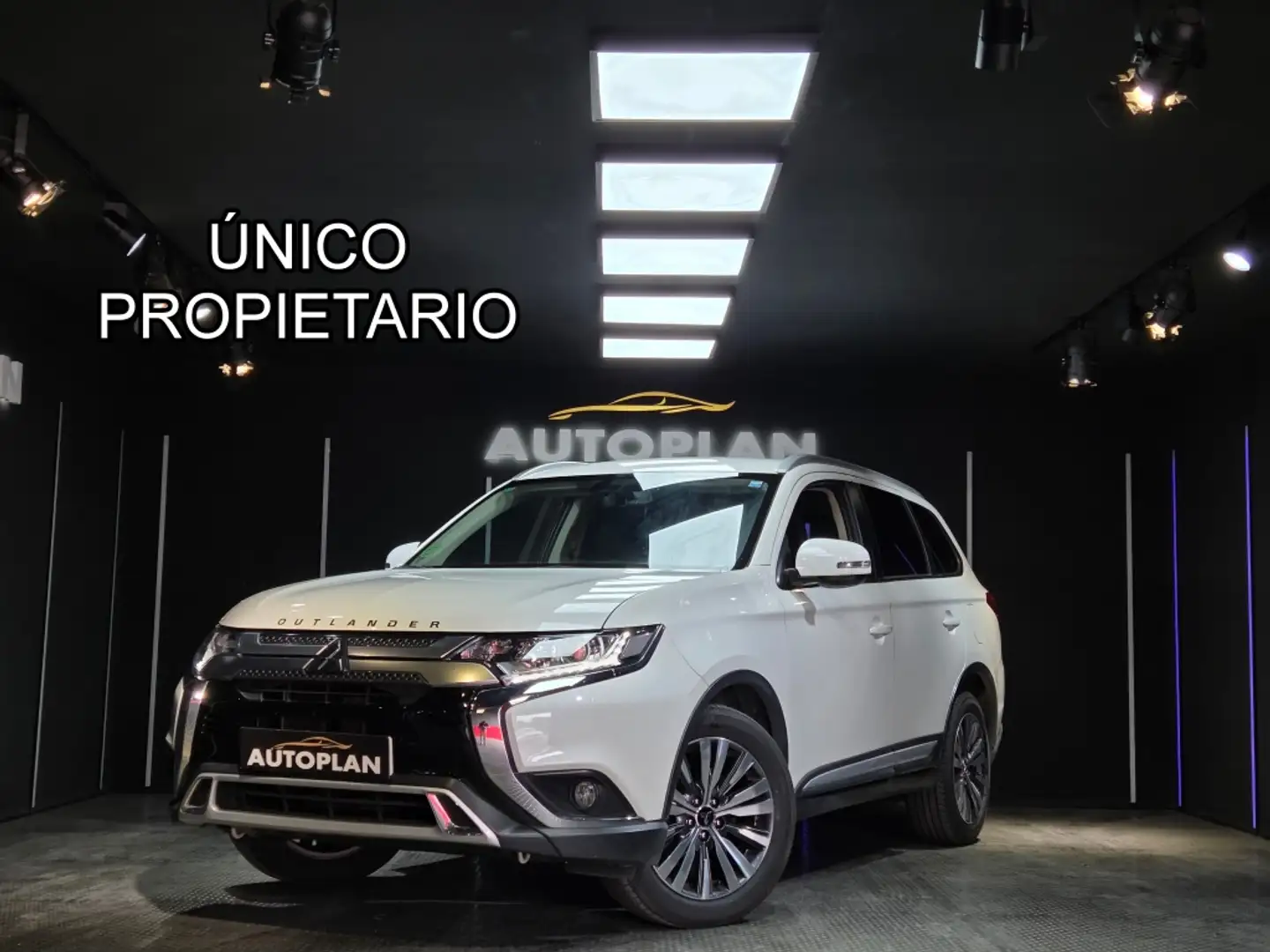 Mitsubishi Outlander 200 MPI Motion 2WD 5pl. CVT Blanc - 1