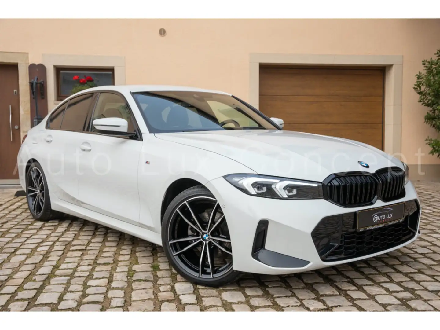 BMW 320 d xDrive M Sport/Kamera/AHK/Standheizung Blanc - 2