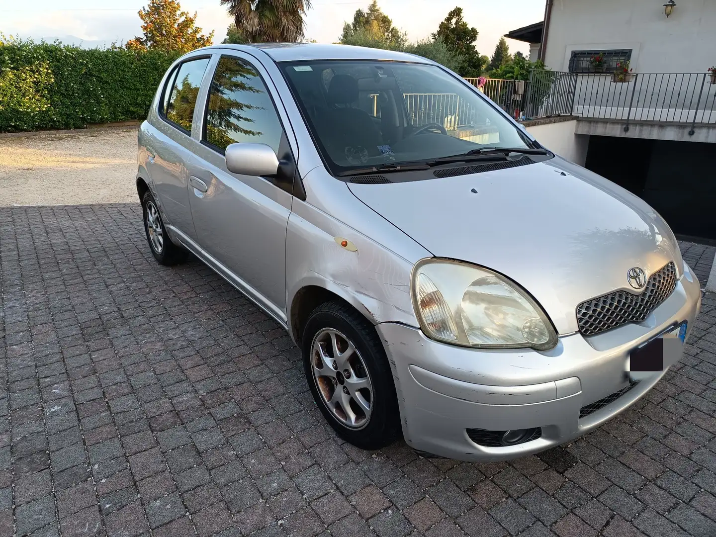 Toyota Yaris 5p 1.0 - 1