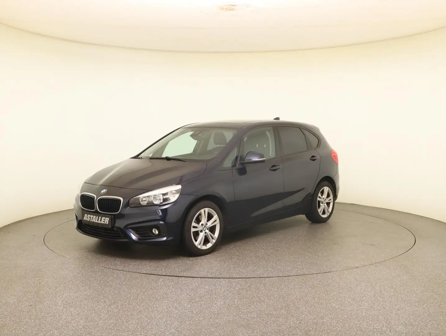 BMW 218 Active Tourer d Advantage Businessp+Pano+PDC Blauw - 2