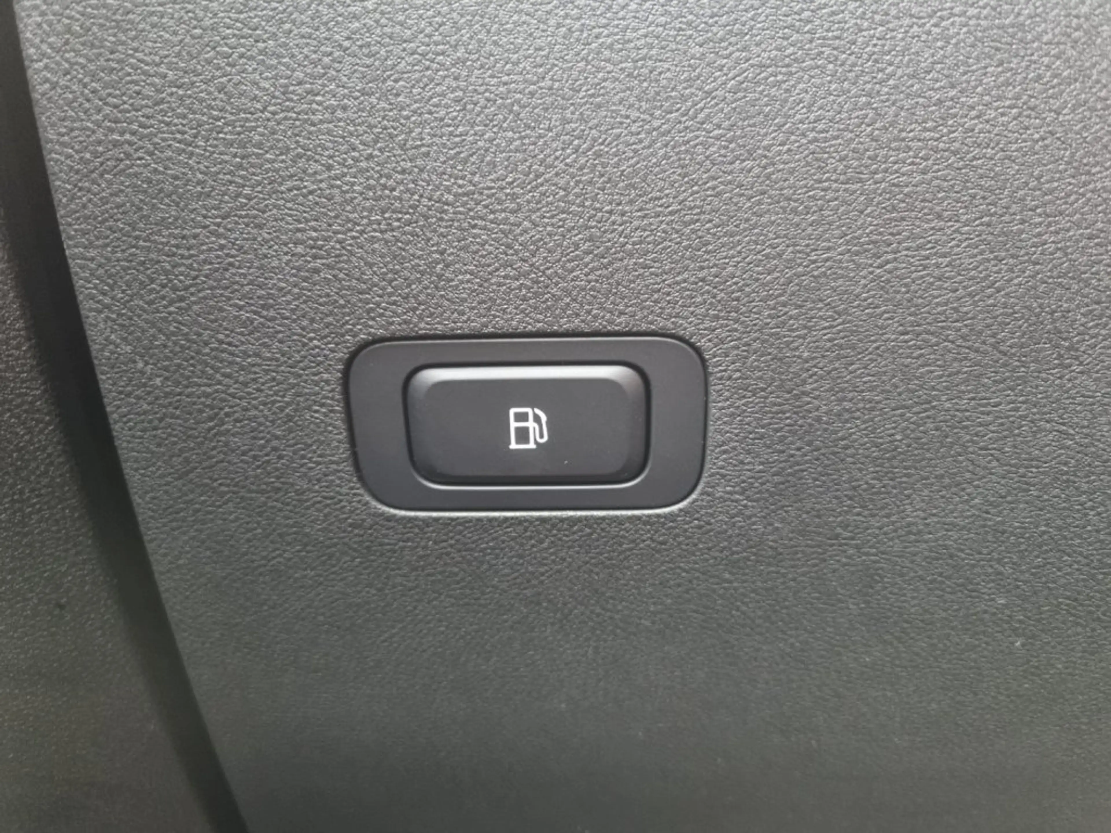 BYD Atto 2 DM-i Boost — photo 8