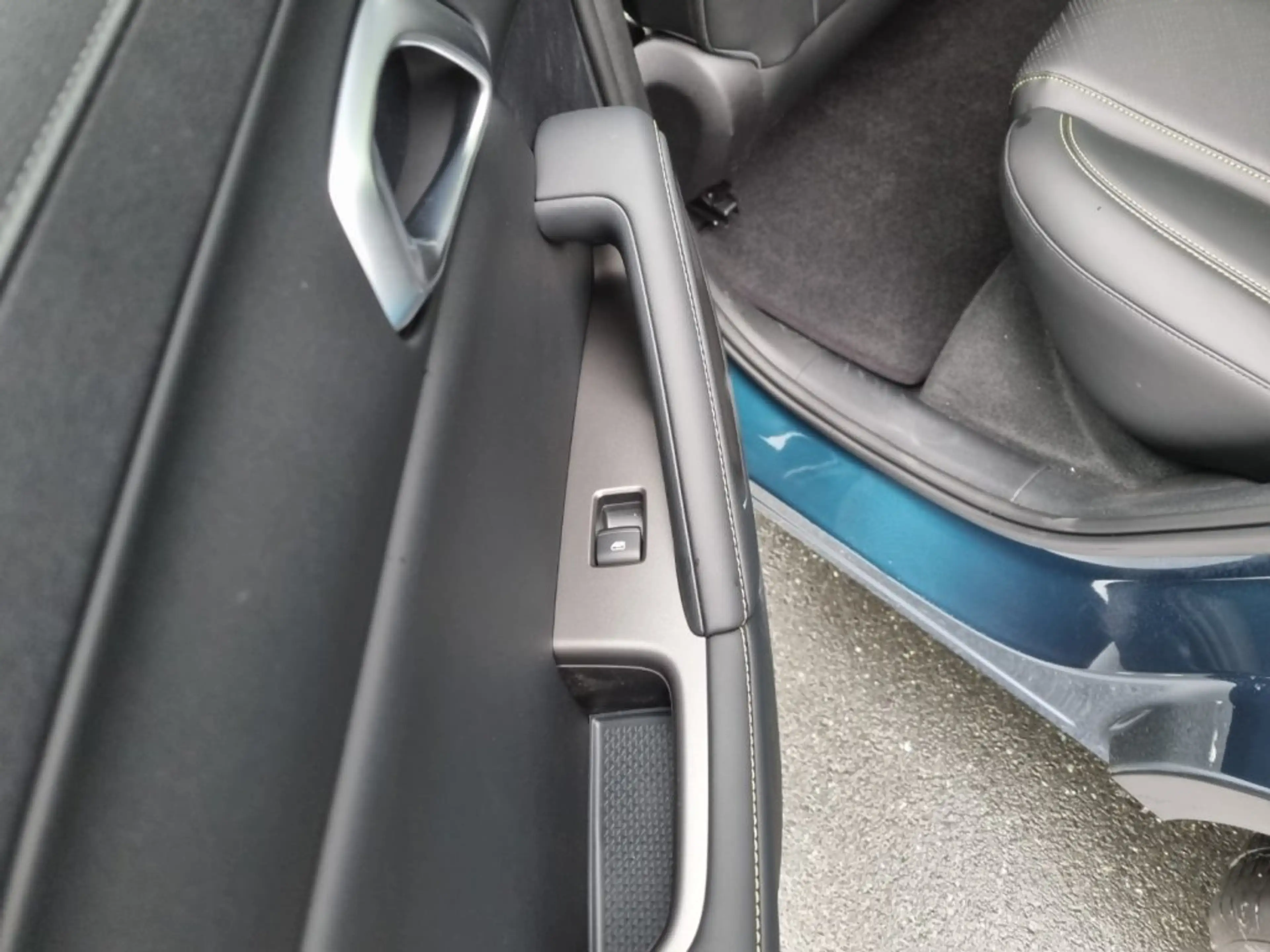 BYD Atto 2 DM-i Boost — photo 15