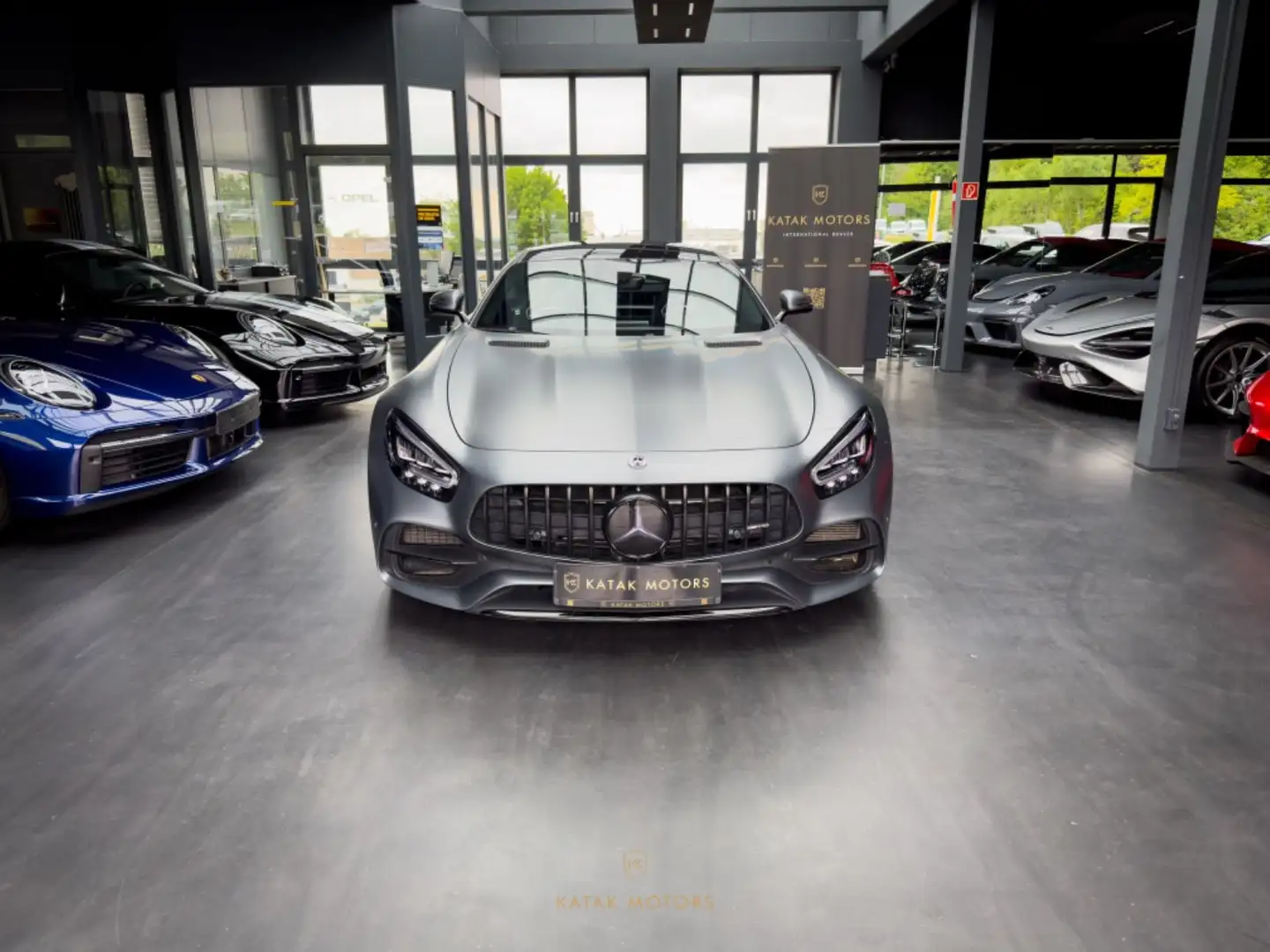 Mercedes-Benz AMG GT S Coupe/AMG PERF/PANO/MAGNO/BURMESTER Grau - 1