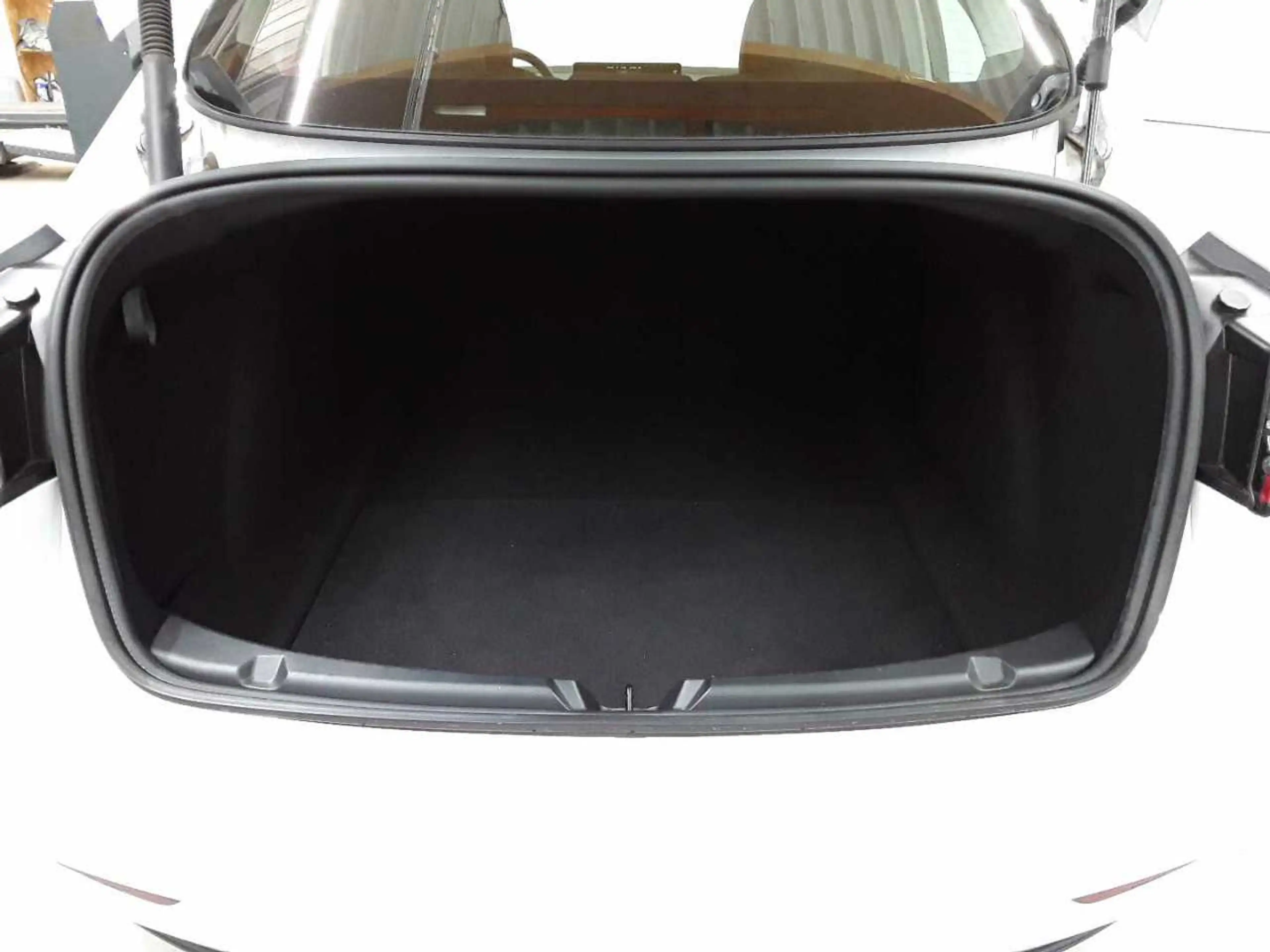 Tesla Model 3 Model 3 RWD Hinterradantrieb Leder — photo 15