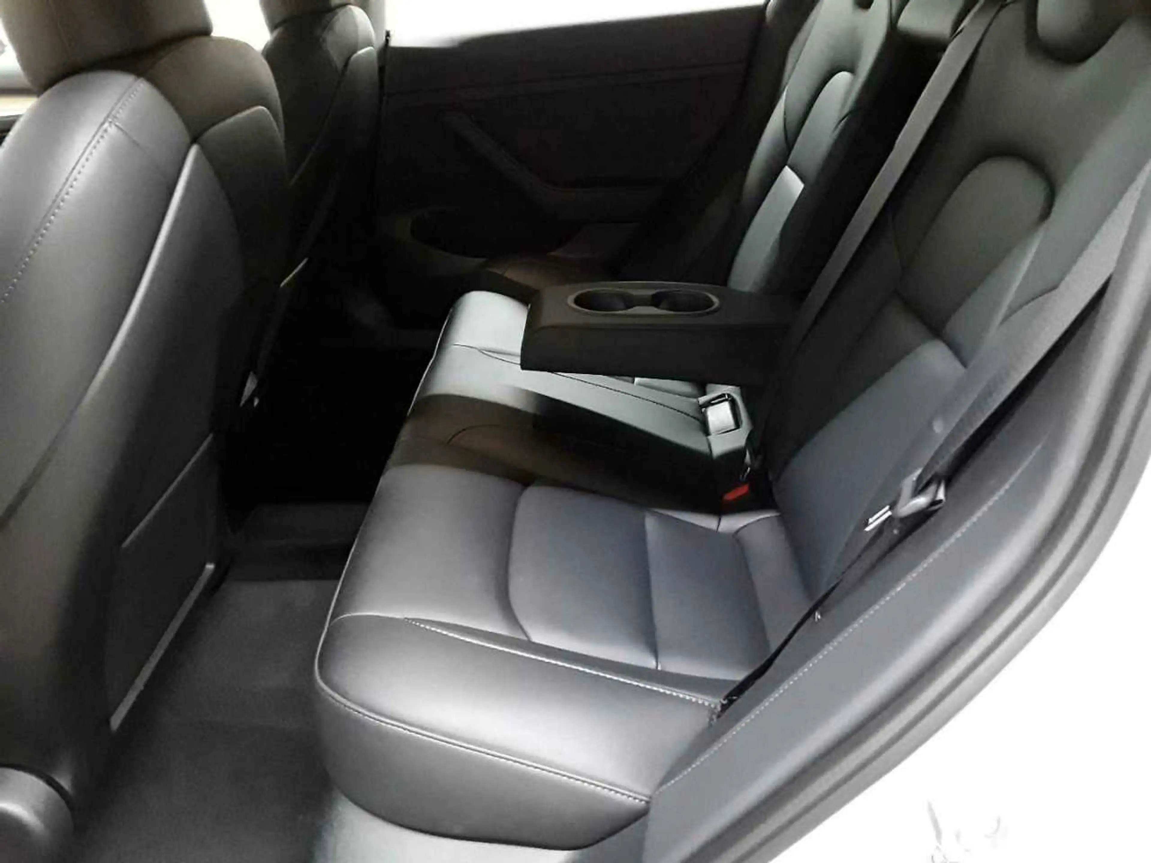 Tesla Model 3 Model 3 RWD Hinterradantrieb Leder — photo 13