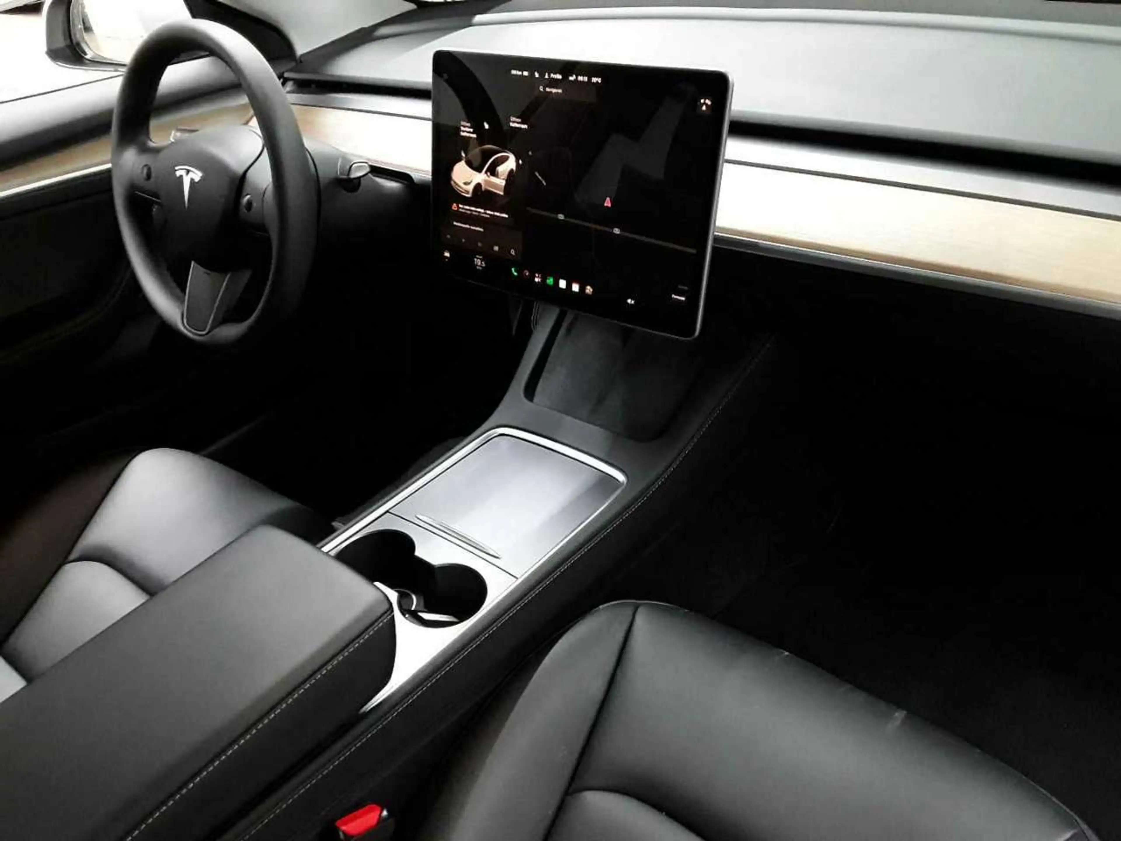 Tesla Model 3 Model 3 RWD Hinterradantrieb Leder — photo 9