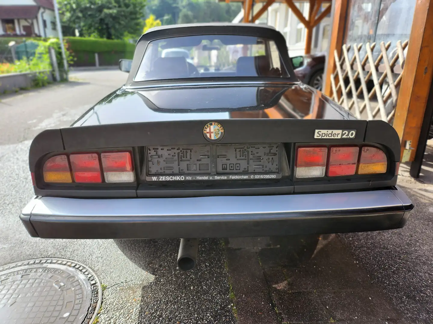 Alfa Romeo Spider Veloce 2000 Schwarz - 2
