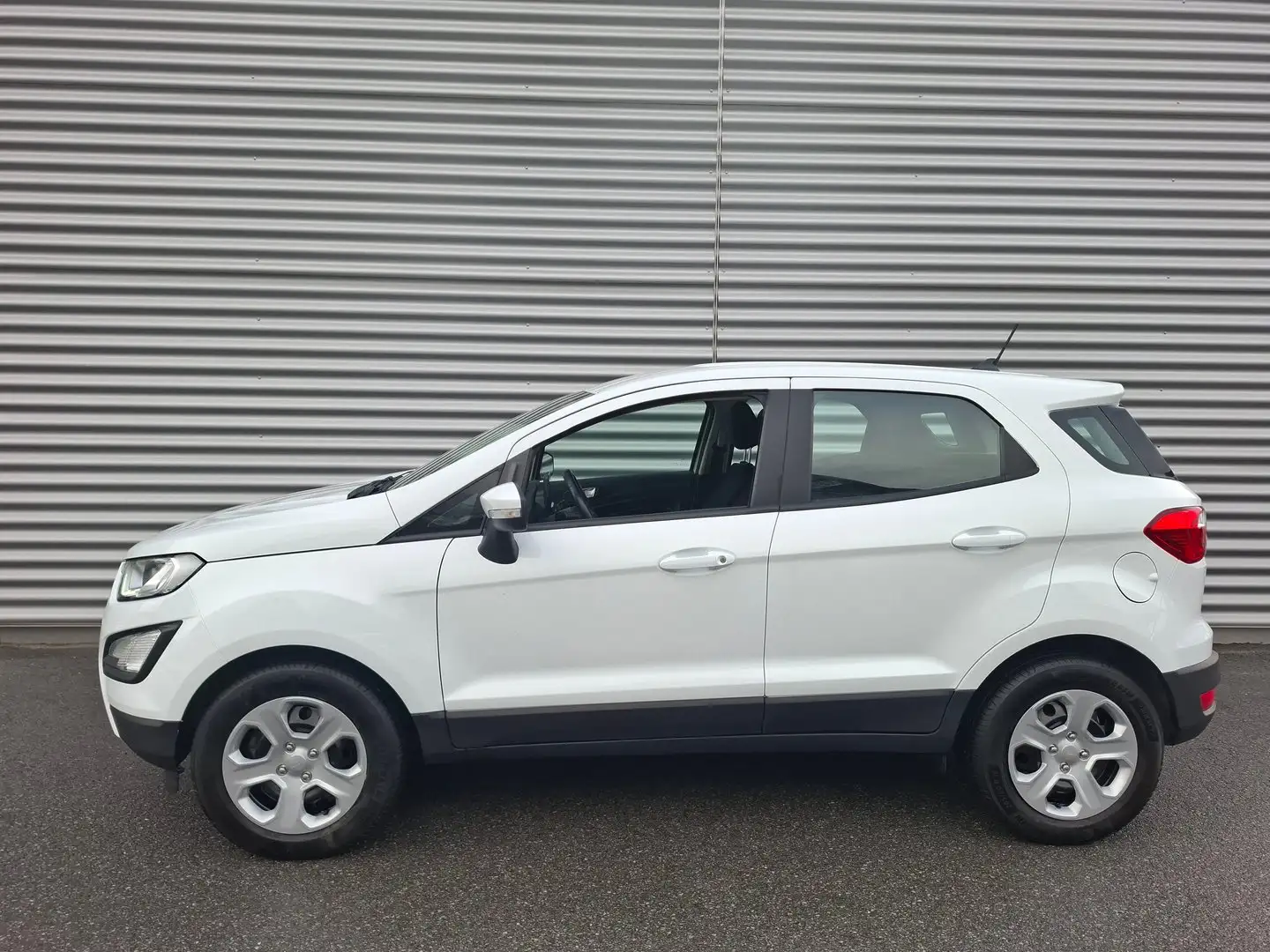 Ford EcoSport Cool & Connect Blanc - 2