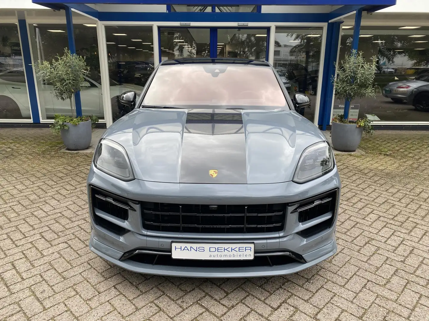 Porsche Cayenne Coupé 3.0 E-Hybrid NeoDyme / TechArt onderdelen / Grijs - 2