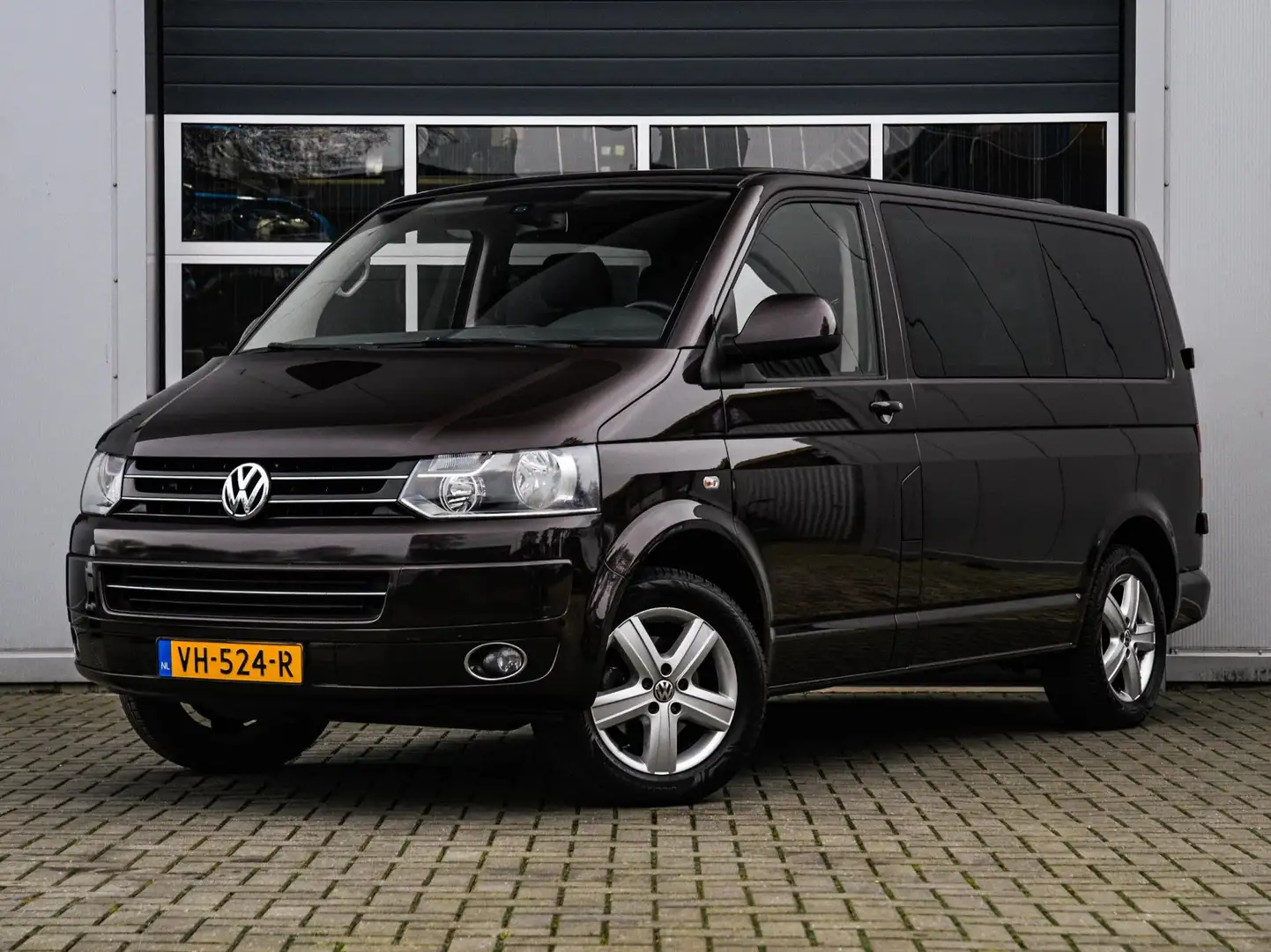 Volkswagen Transporter 2.0 TDI 180pk 4Motion DC Sochi Edition | Navi | Cr - 1
