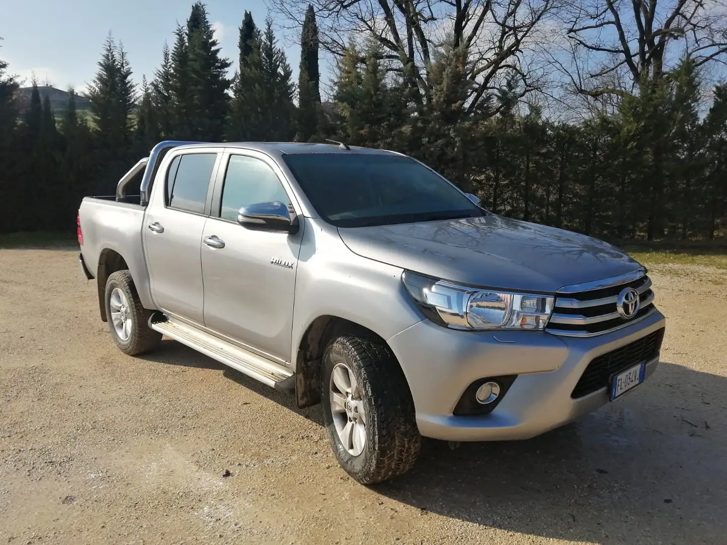 Toyota Hilux HiLux IV 2016 2.4 d-4d double cab Lounge 4wd Grigio - 1