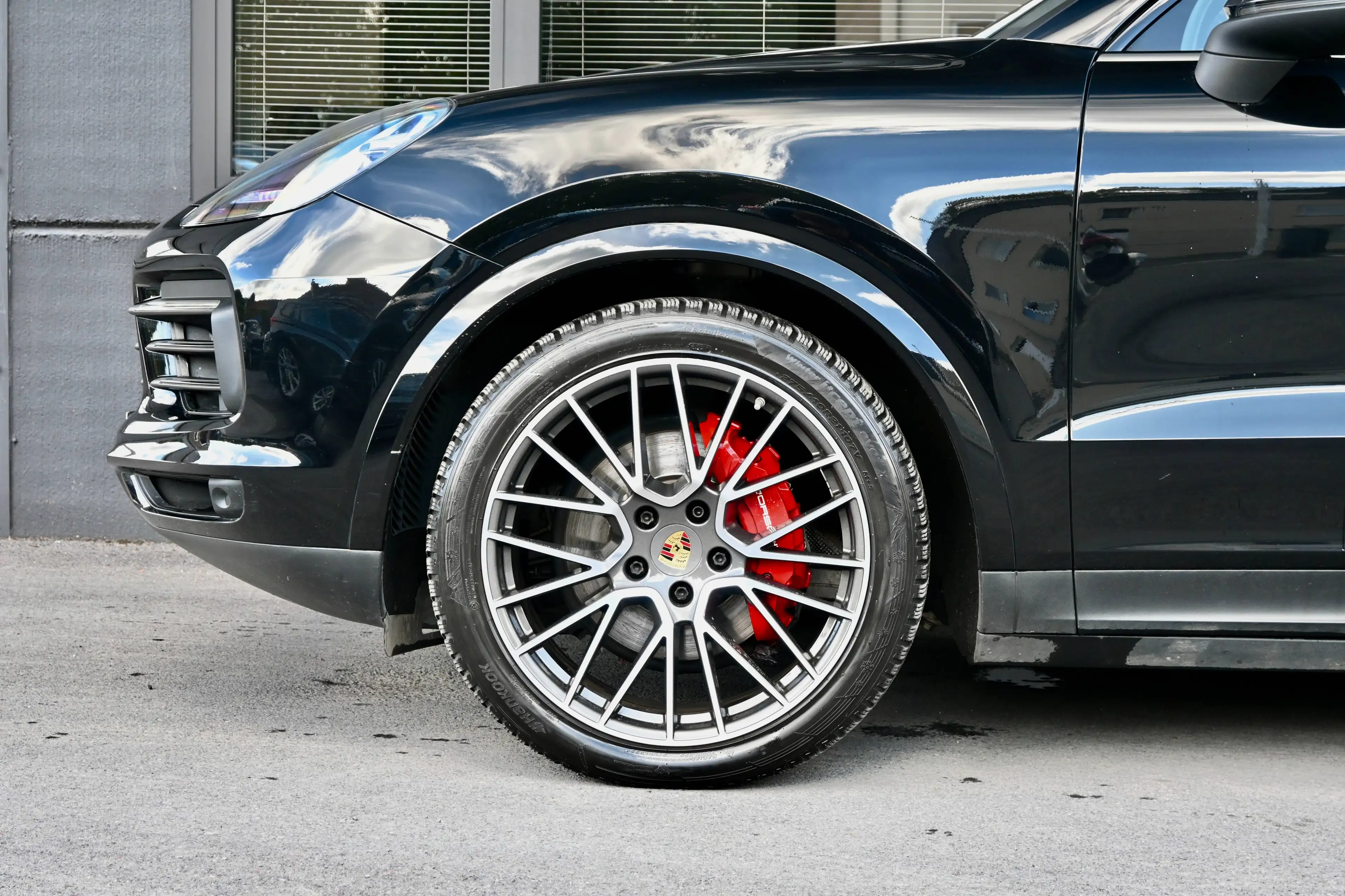 Porsche Cayenne 3.0 - Lichte vracht - Panodak - Luchtvering - 21" - Trekhaak - BTW — photo 11