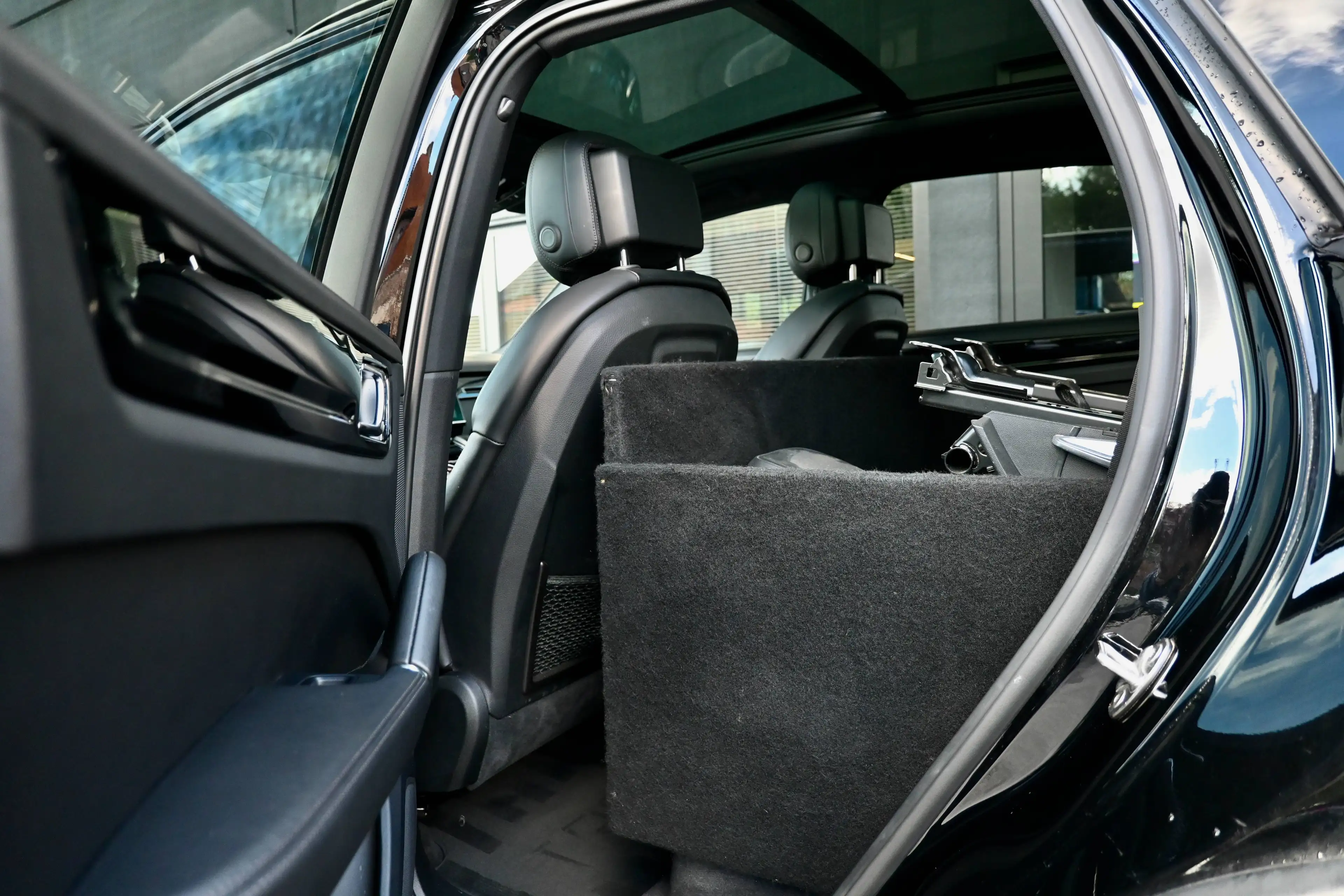 Porsche Cayenne 3.0 - Lichte vracht - Panodak - Luchtvering - 21" - Trekhaak - BTW — photo 15