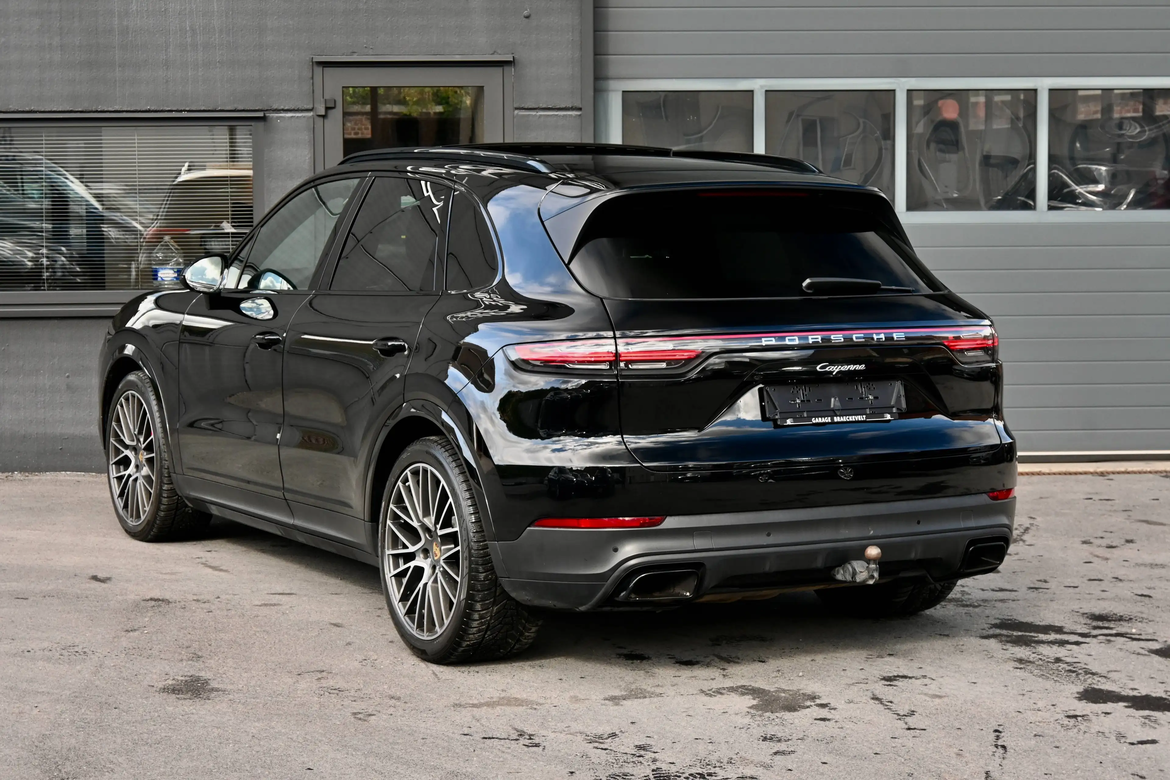 Porsche Cayenne 3.0 - Lichte vracht - Panodak - Luchtvering - 21" - Trekhaak - BTW — photo 7