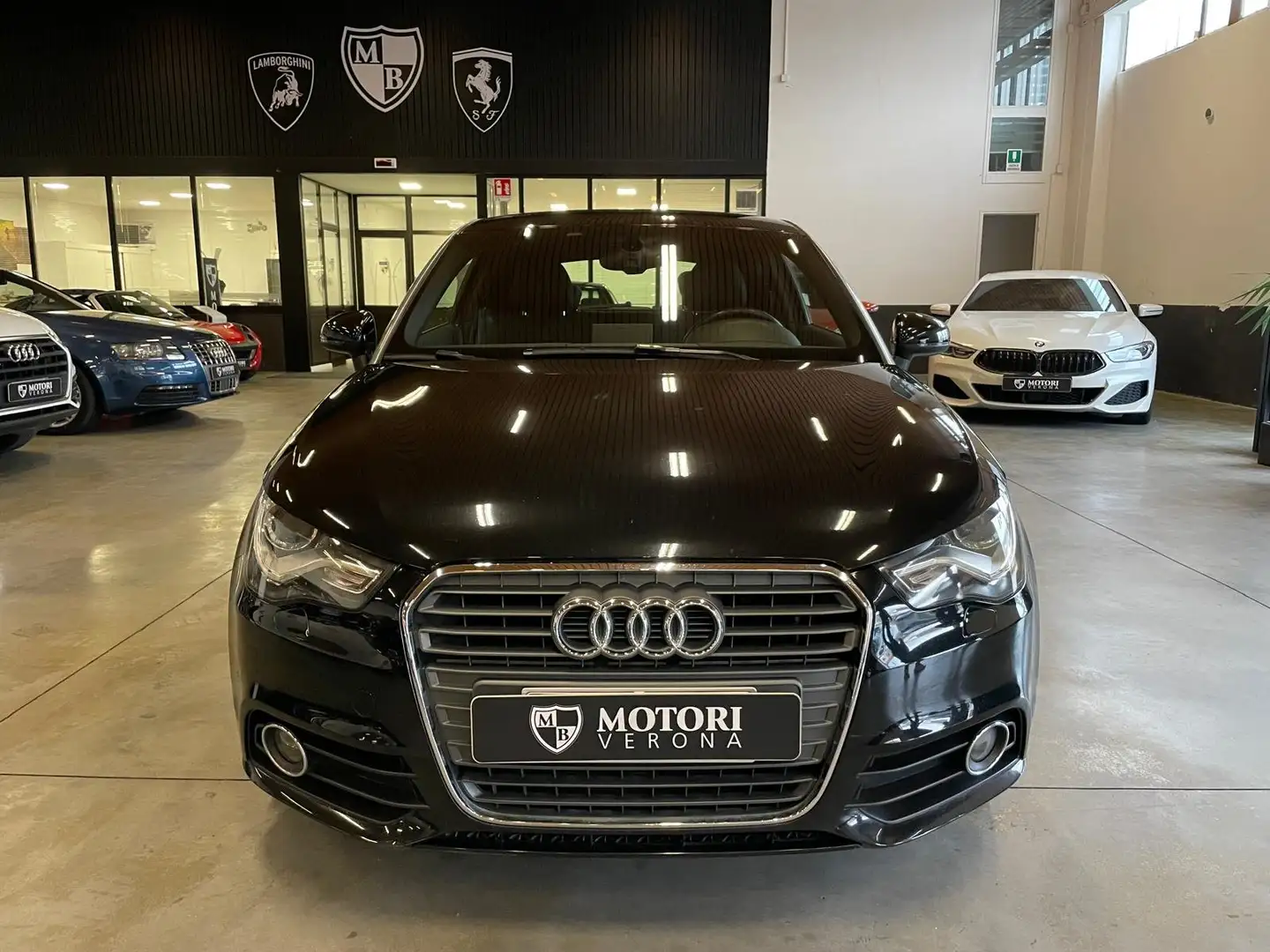 Audi A1 A1 I 2010 3p 1.2 tfsi Ambition c/clima Schwarz - 2