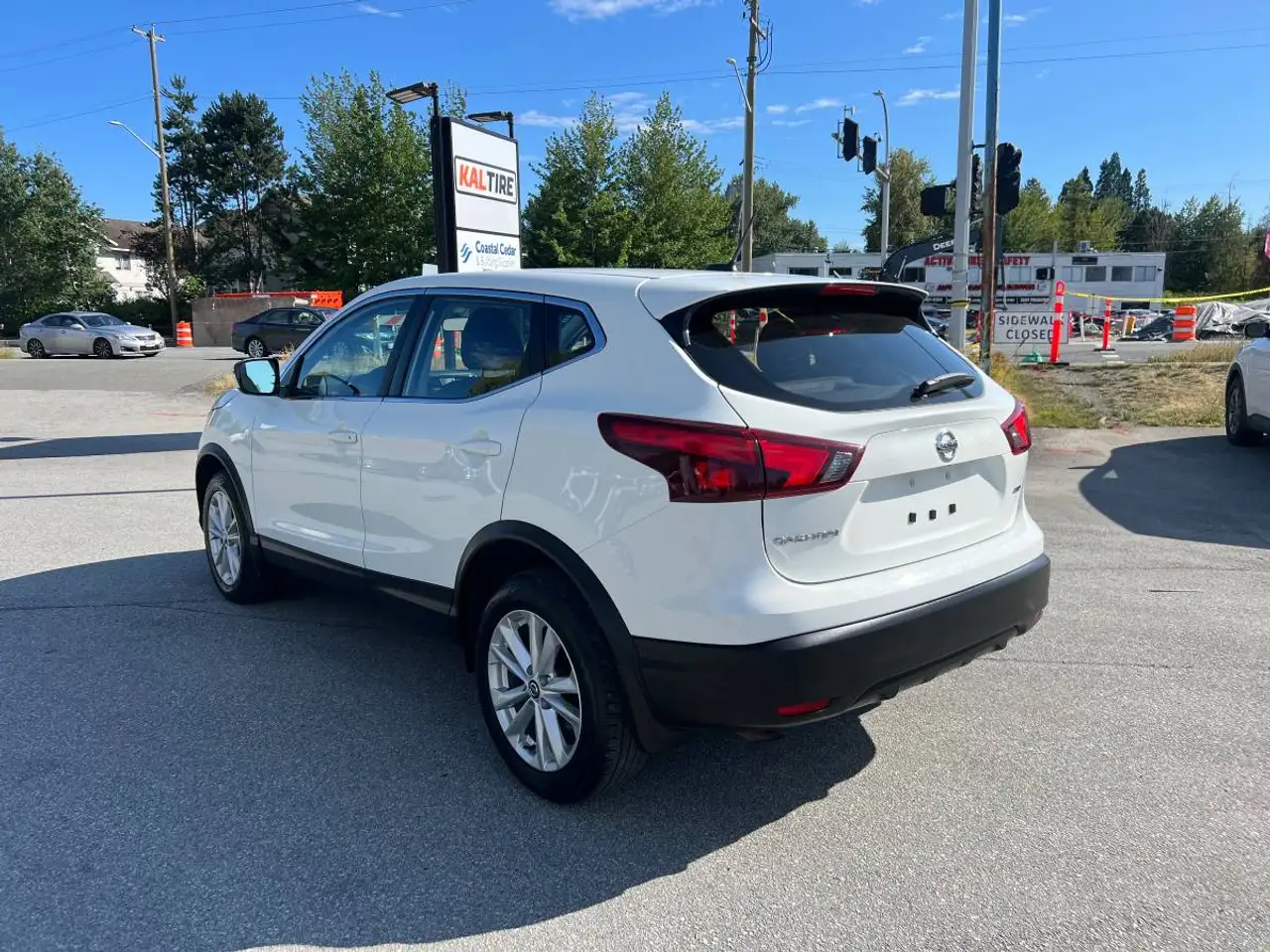 Nissan Qashqai снимка Nissan Qashqai